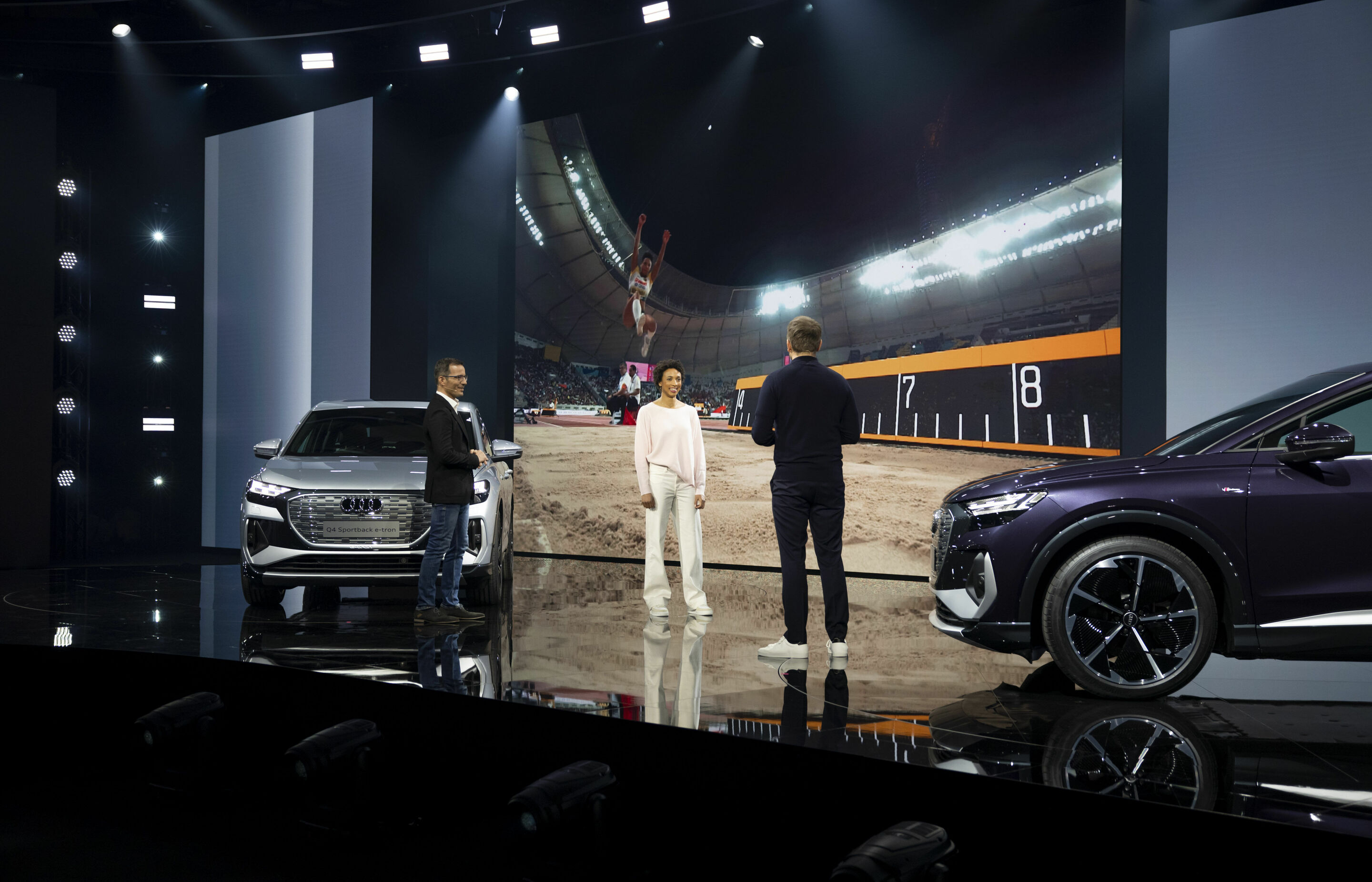 World premiere of the Audi Q4 e-tron: Celebration of Progress