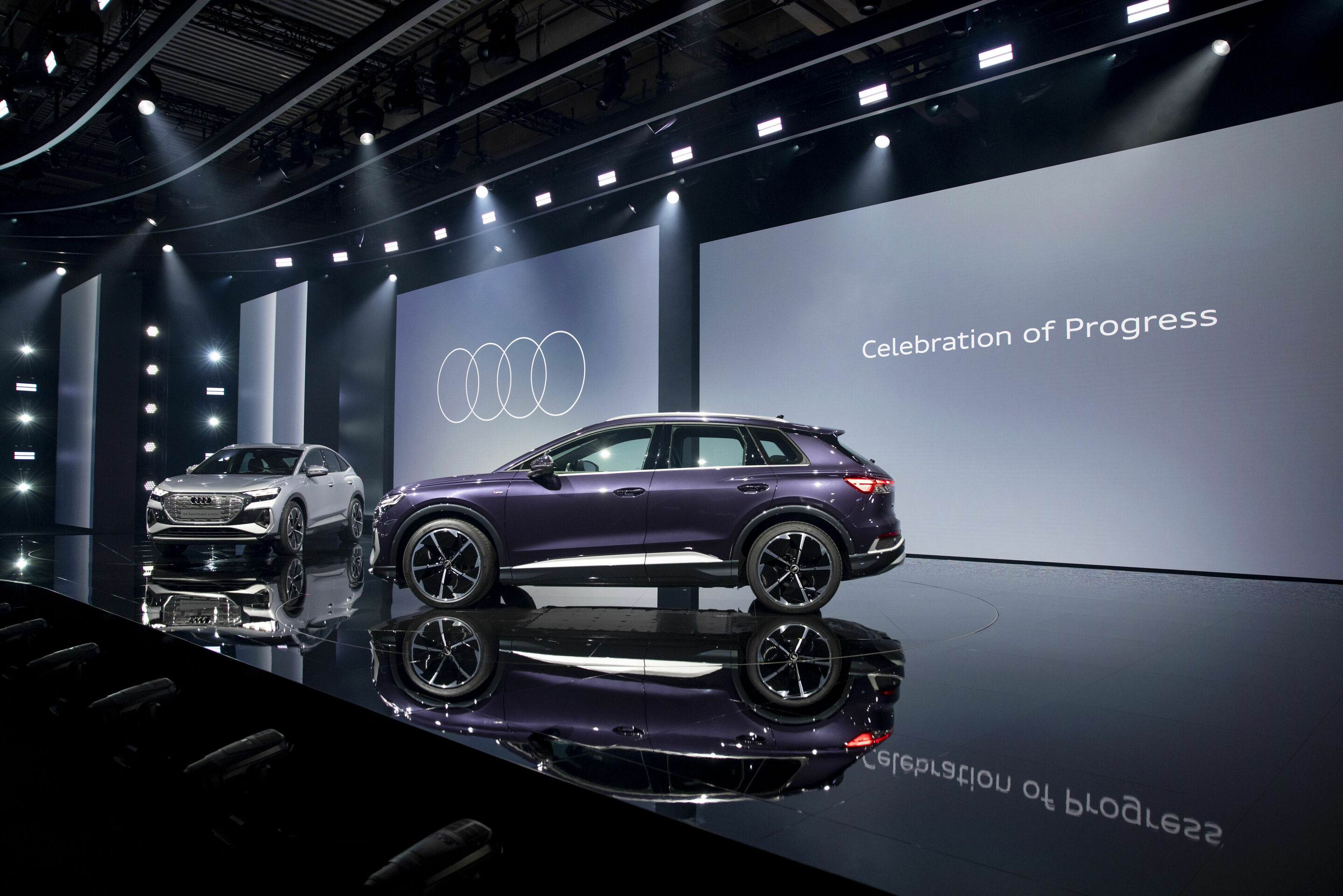 World premiere of the Audi Q4 e-tron: Celebration of Progress