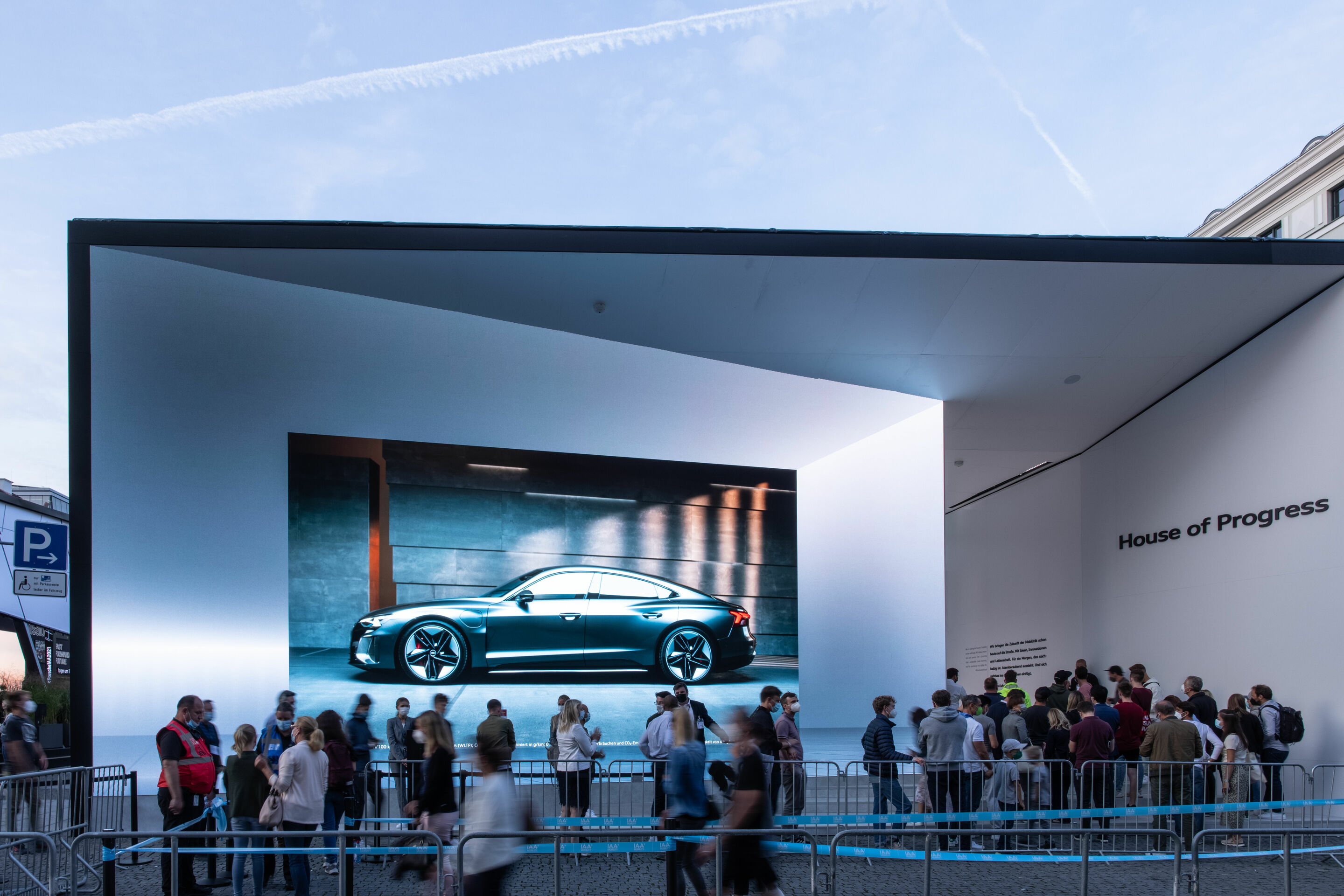 Audi discusses social aspect of autonomous driving with experts at the IAA
