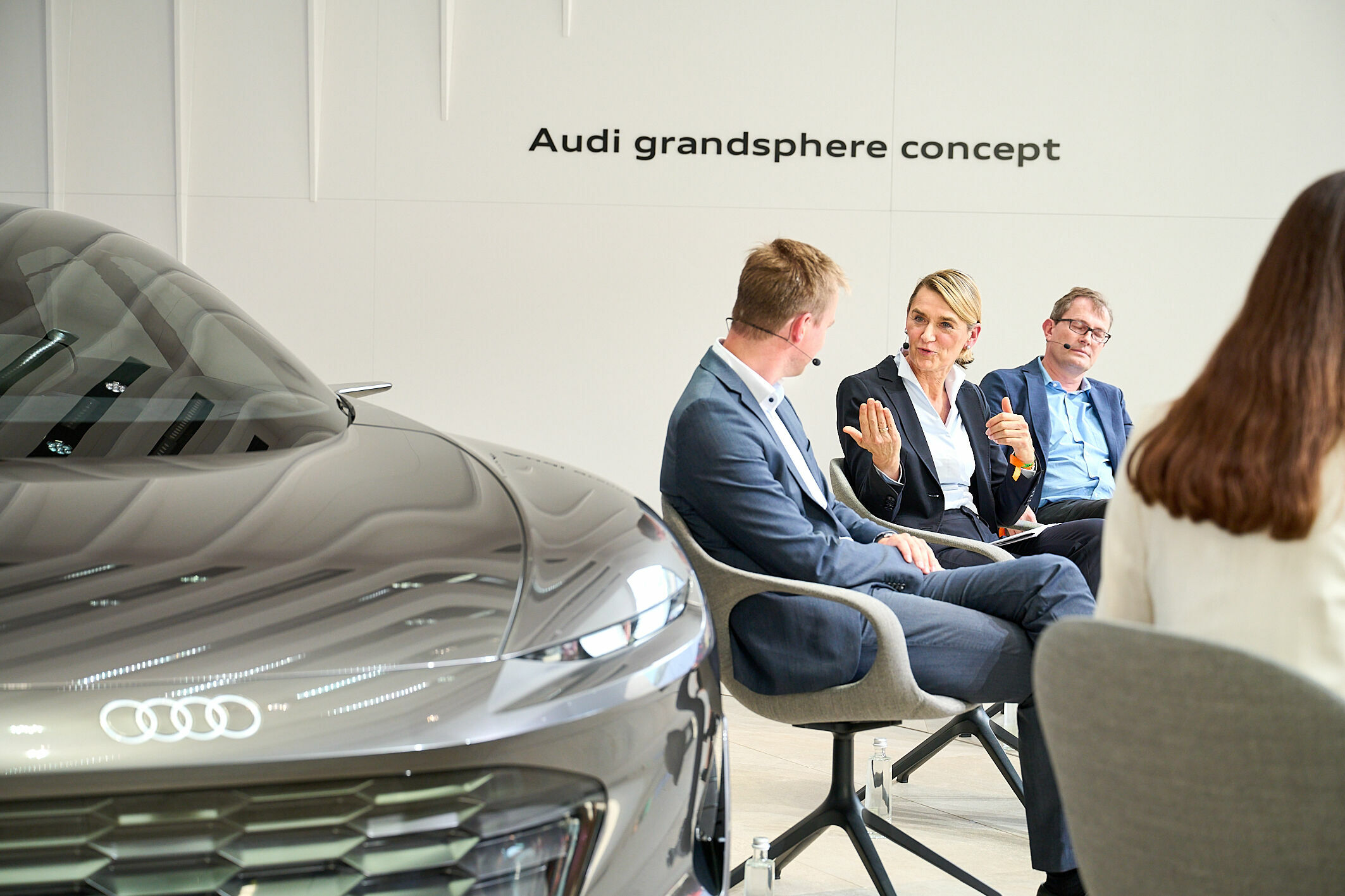 Audi discusses social aspect of autonomous driving with experts at the IAA