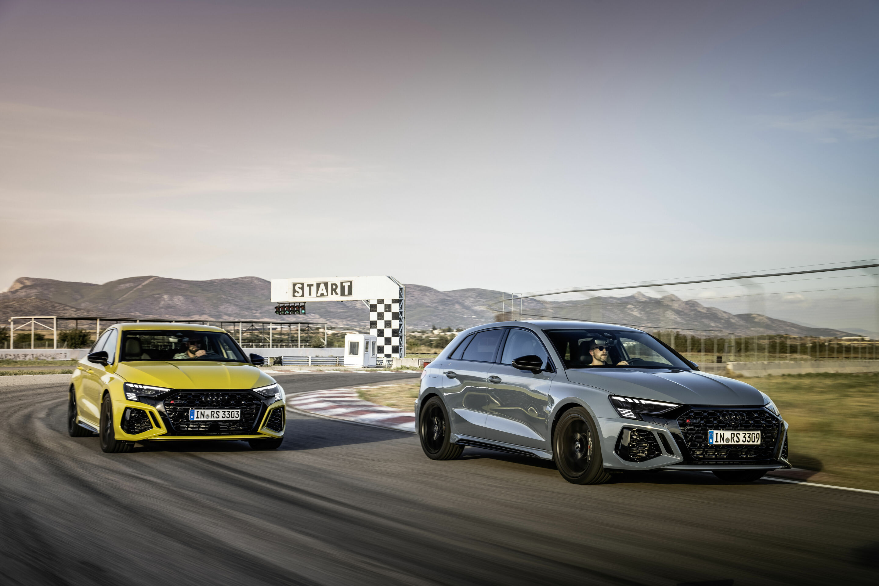 Audi RS 3 Sedan / Audi RS 3 Sportback