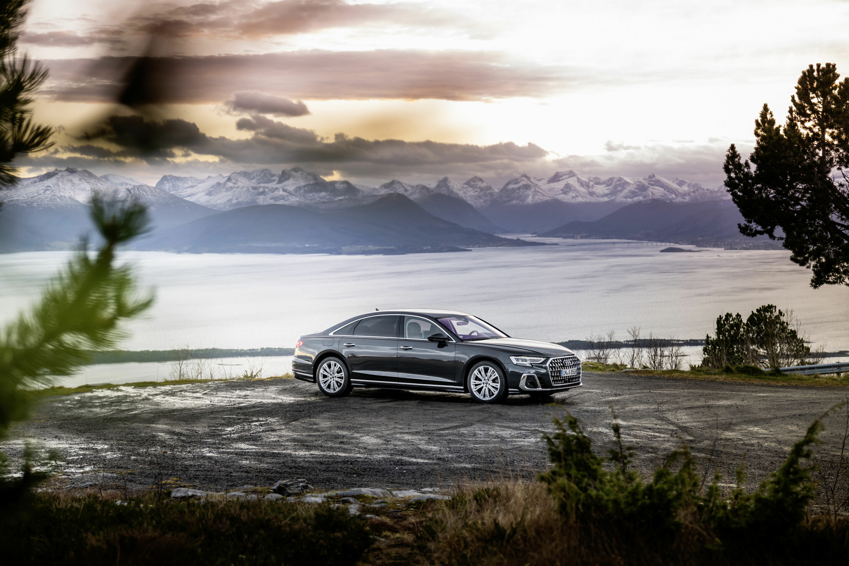 Audi A8 L