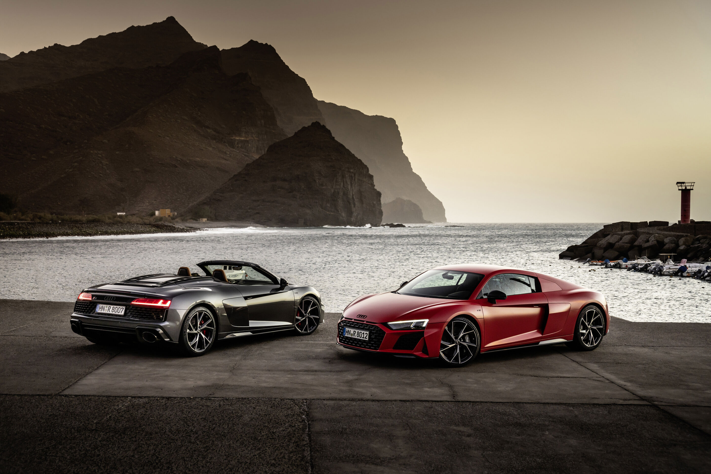 Audi R8 Coupé V10 performance RWD / Audi R8 Spyder V10 performance RWD