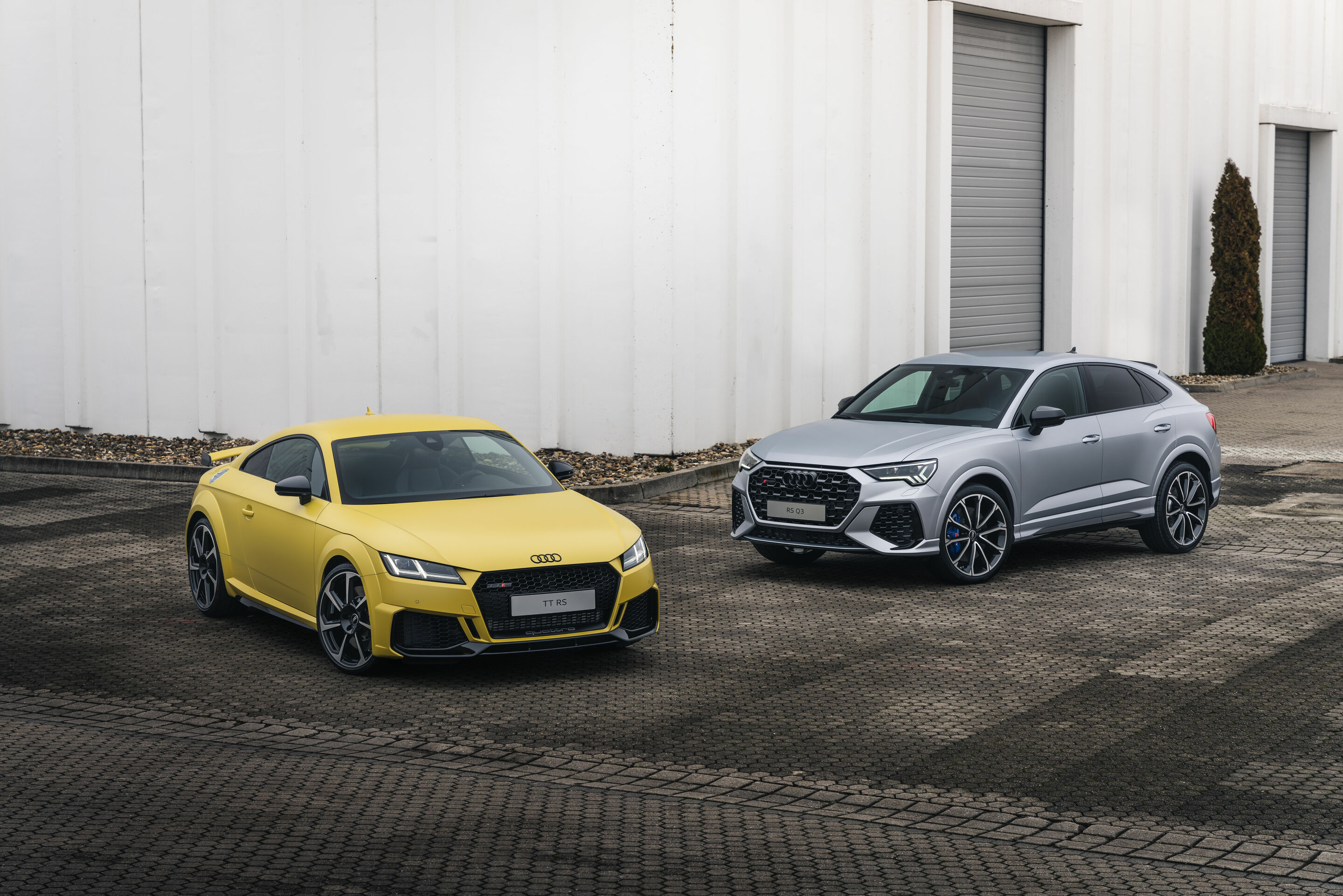 The matte look: new colors for Audi TT, TTS, TT RS, Audi Q3, and RS Q3