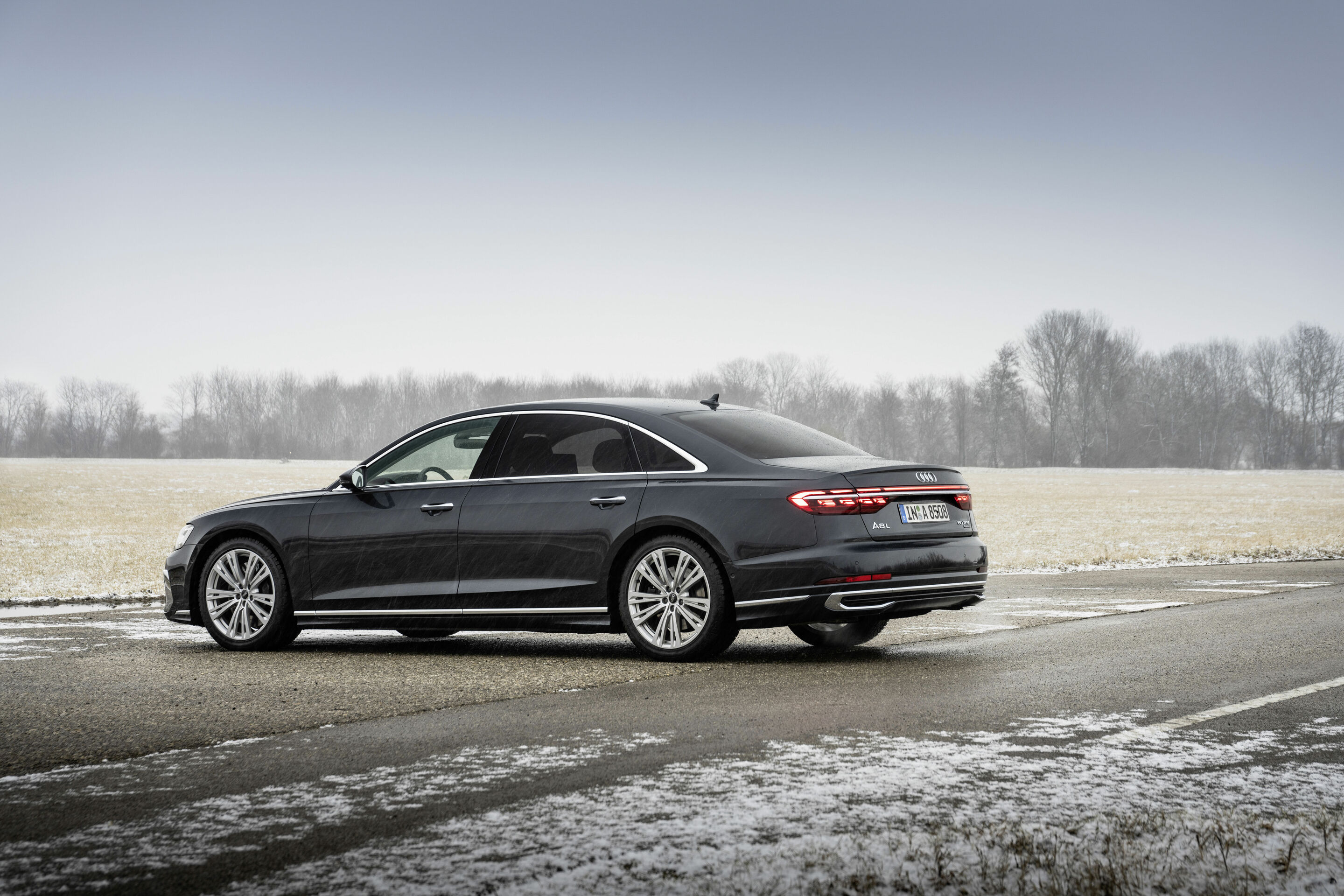Audi A8 L