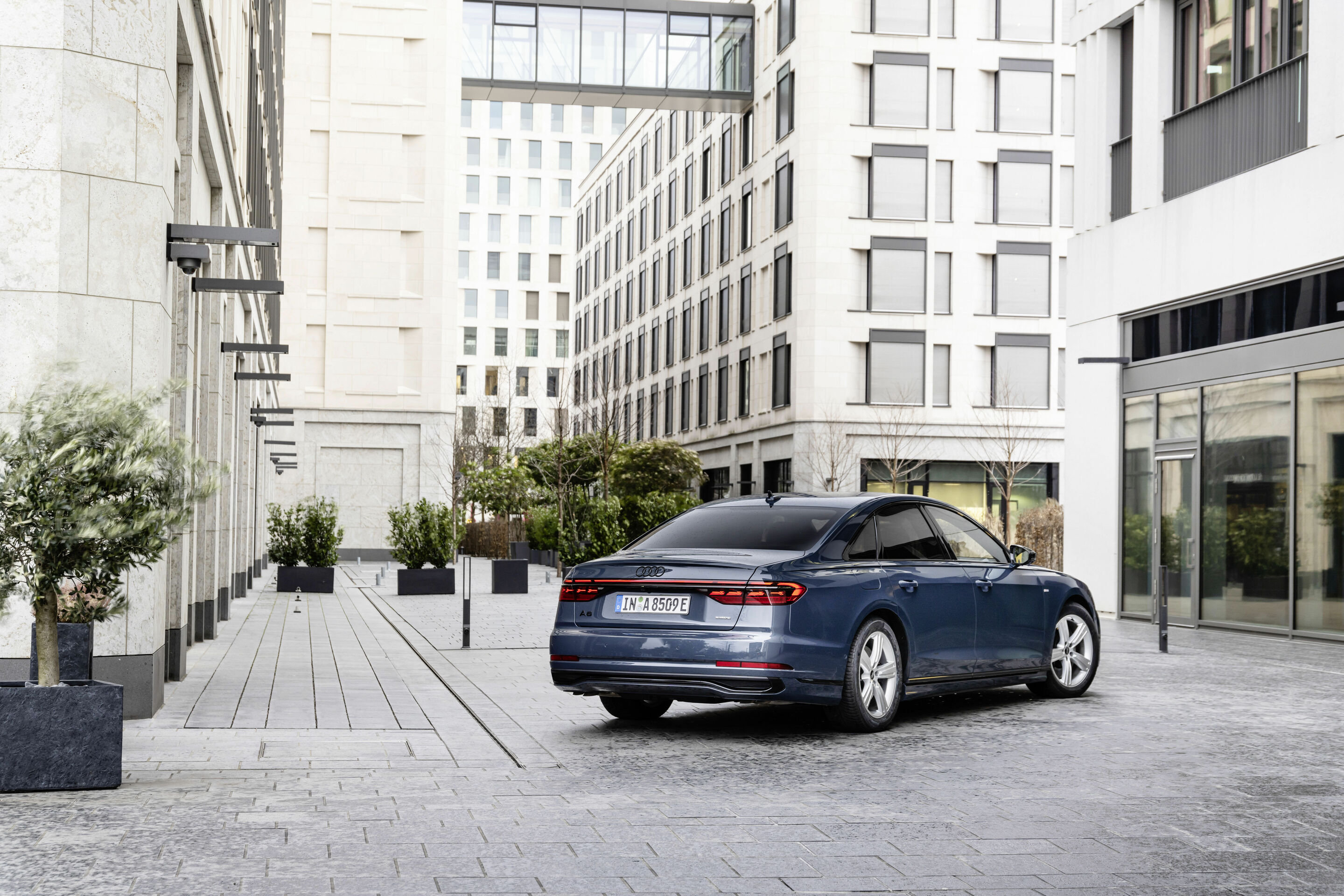 Audi A8 TFSI e