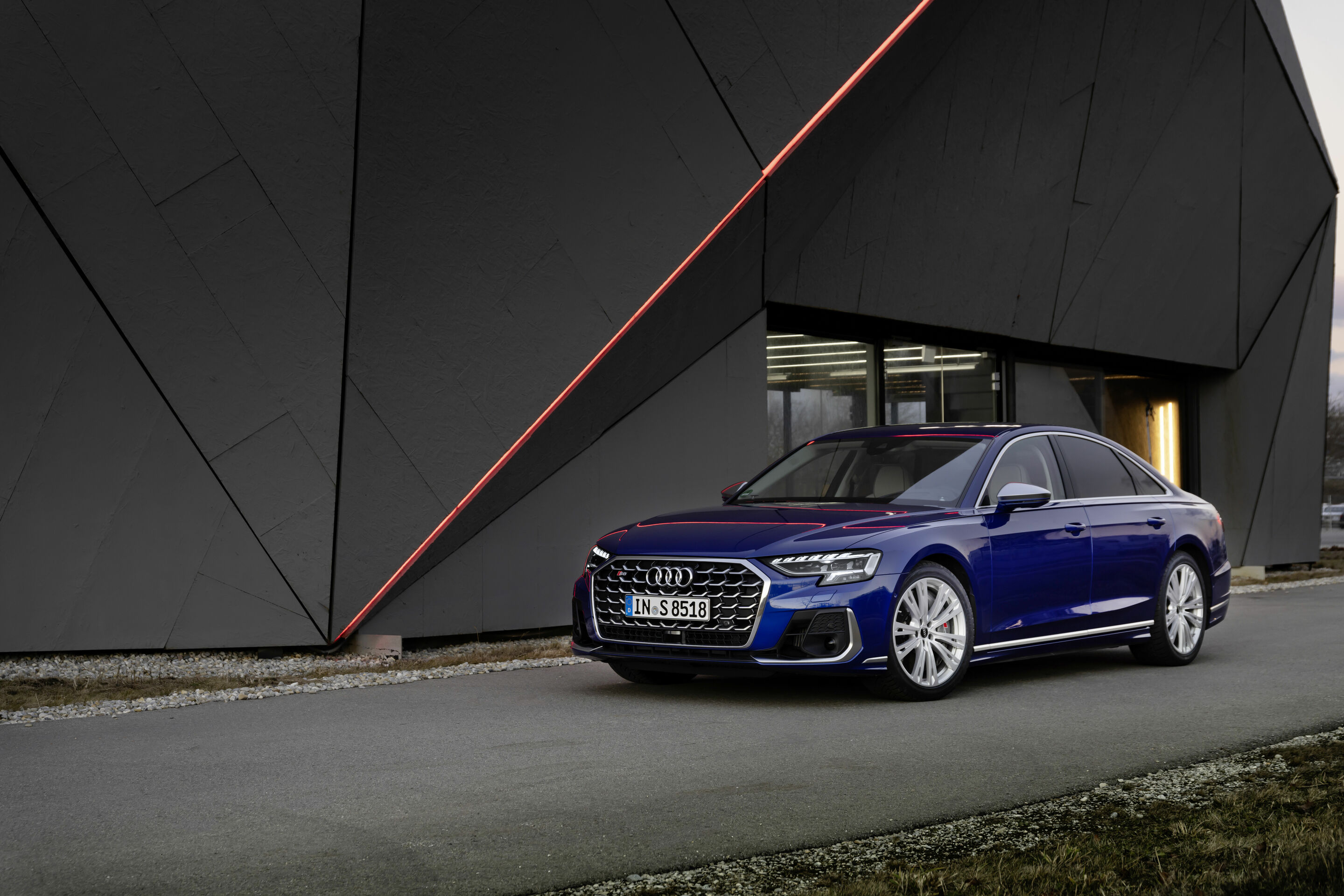 Audi S8