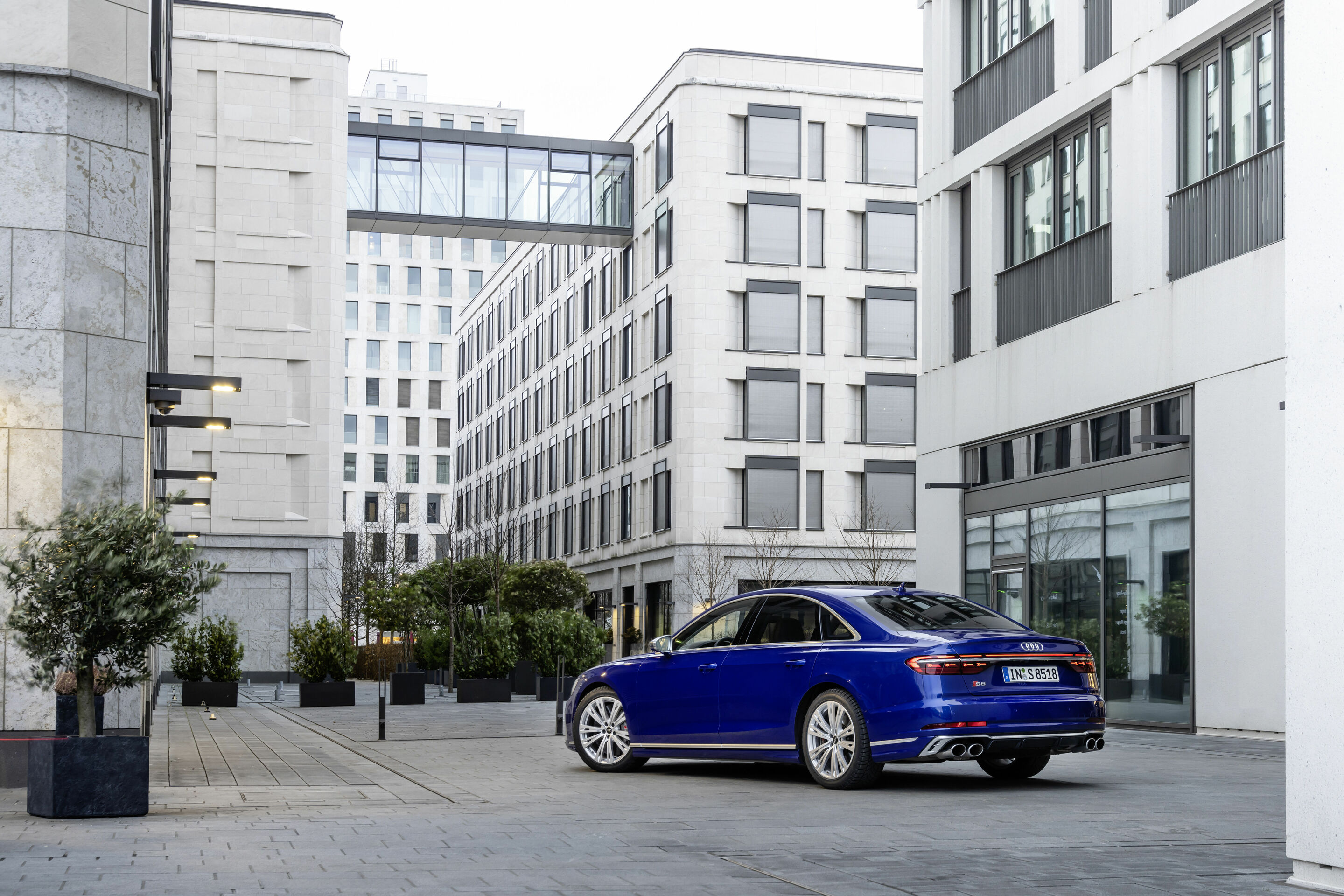 Audi S8