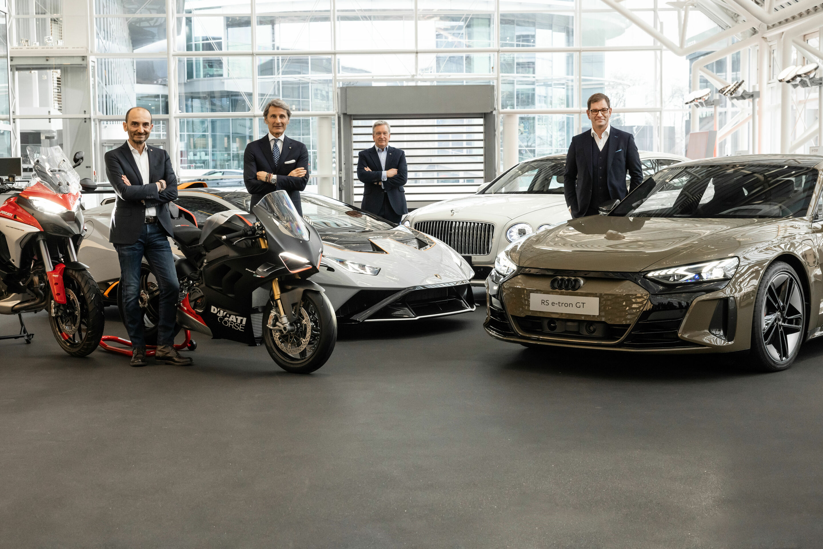 Team play in the brand group