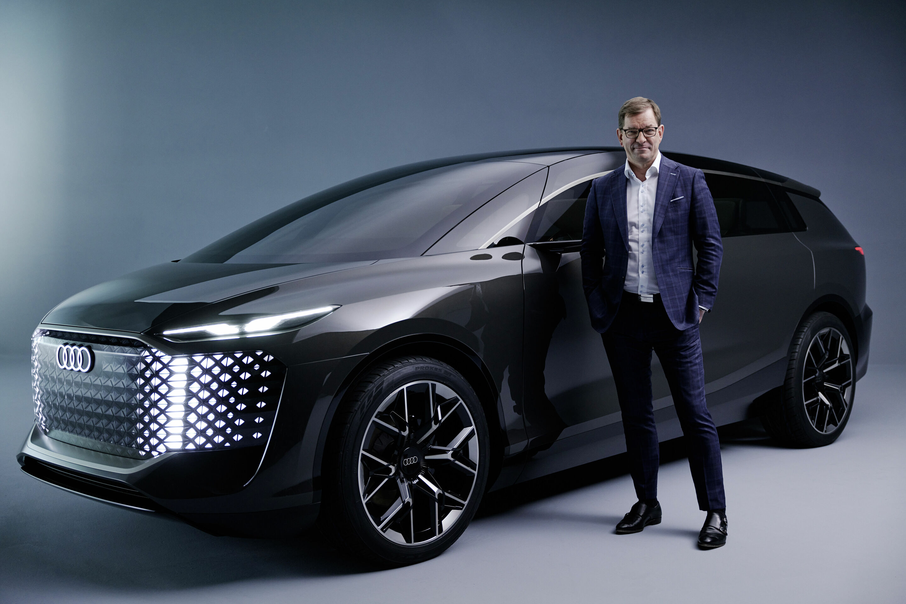 Weltpremiere Audi urbansphere concept – Celebration of Progress