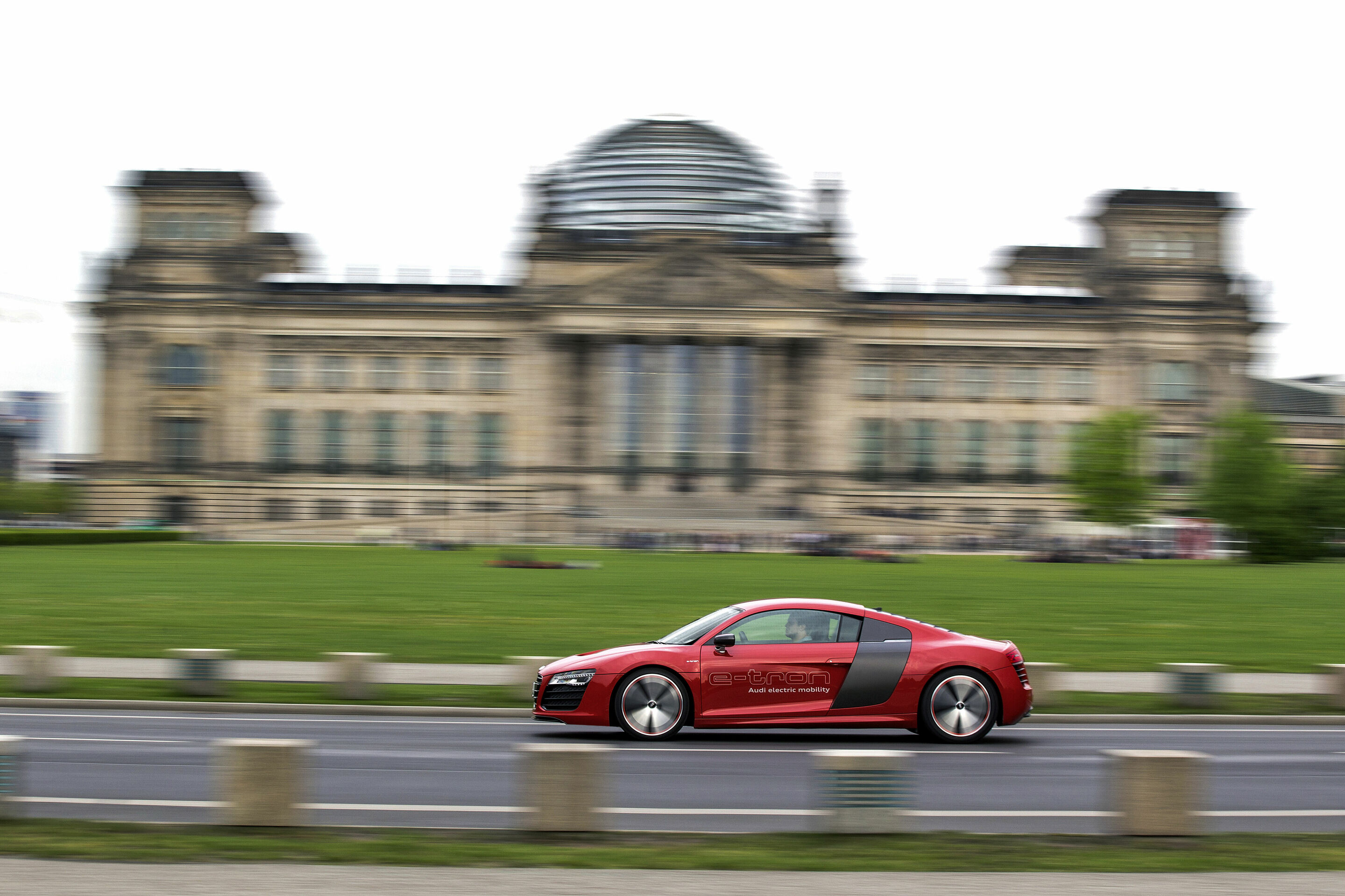 Audi R8 e-tron
