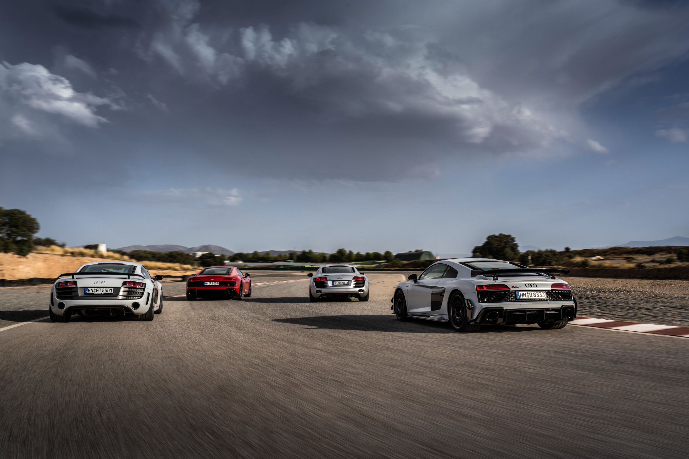 Audi R8 Coupé V10 GT RWD, Audi R8 Coupé V10 performance RWD, Audi R8 GT Coupé (1st Generation), Audi R8 5.2 FSI quattro (1st Generation)