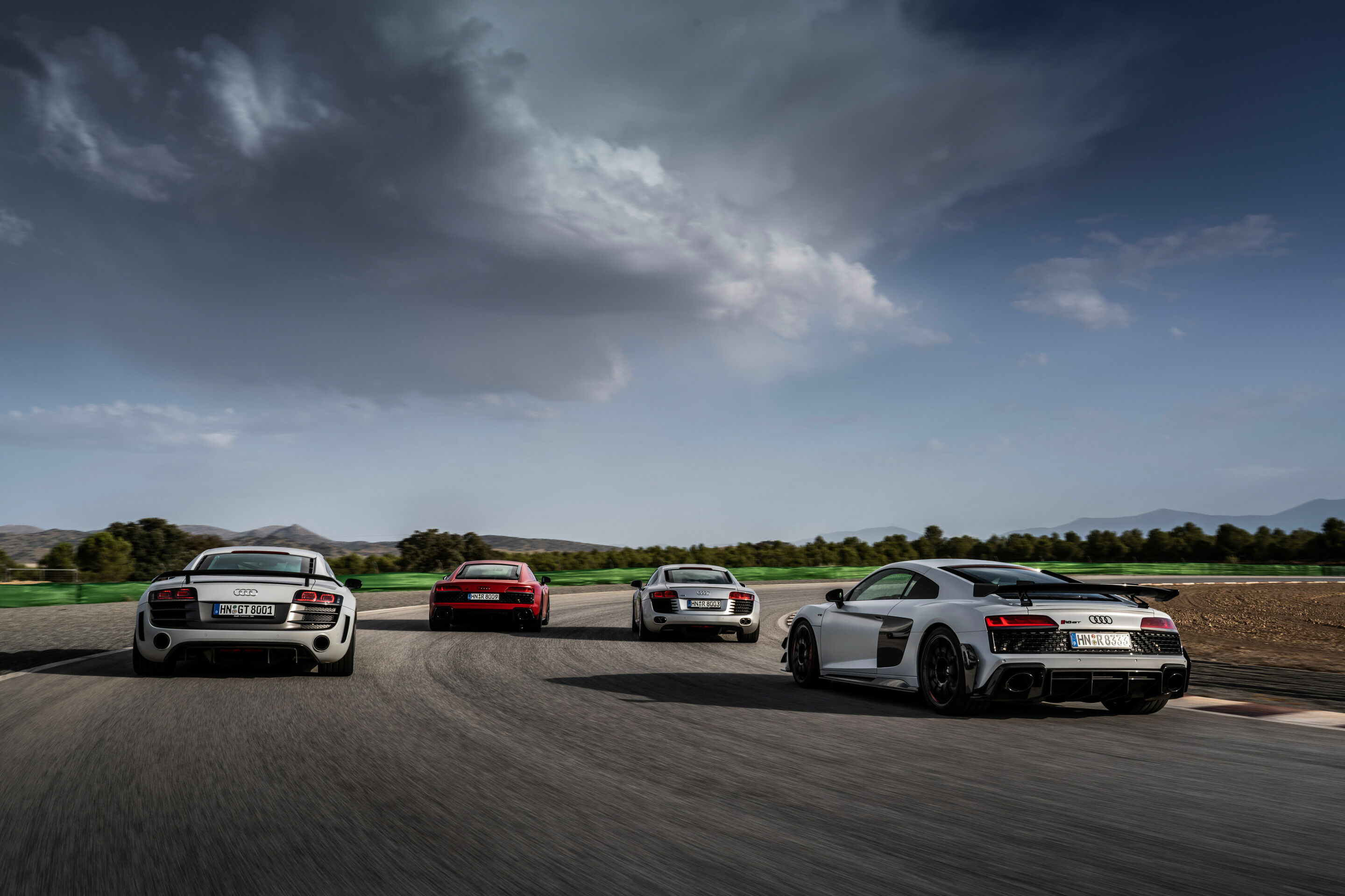 Audi R8 Coupé V10 GT RWD, Audi R8 Coupé V10 performance RWD, Audi R8 GT Coupé (1st Generation), Audi R8 5.2 FSI quattro (1st Generation)