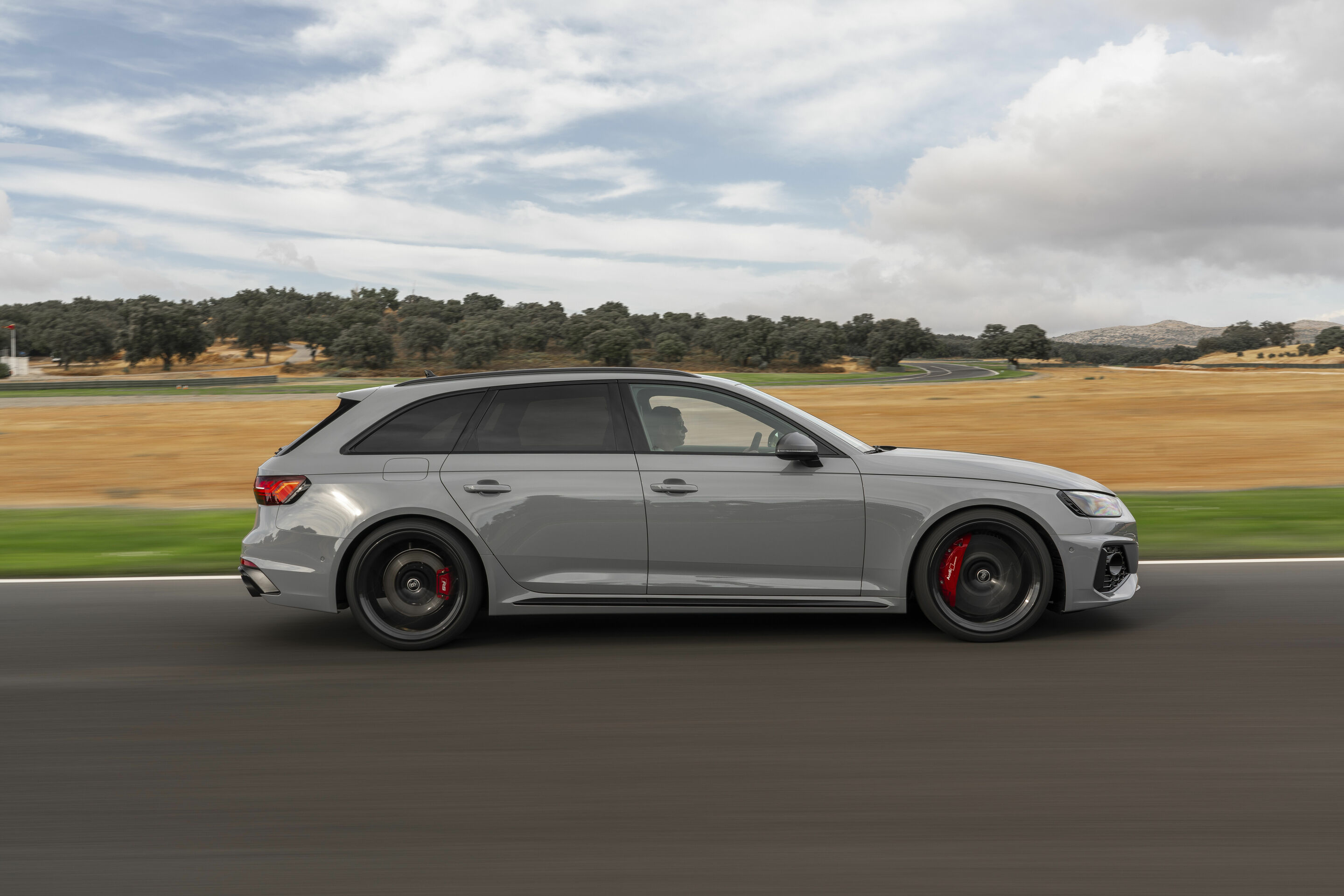 Audi RS 4 Avant mit competition plus-Paket