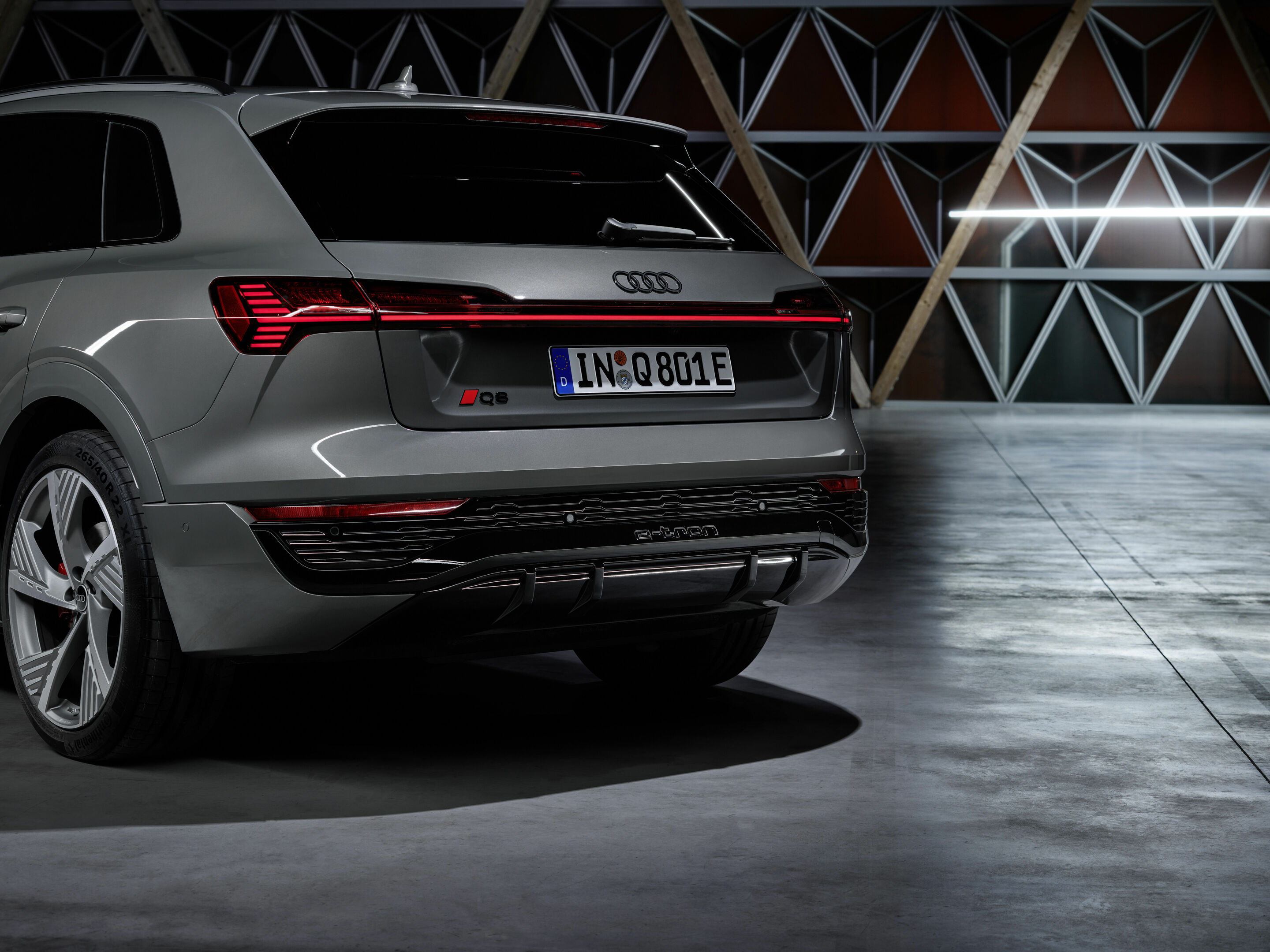 Audi Q8 55 e-tron quattro