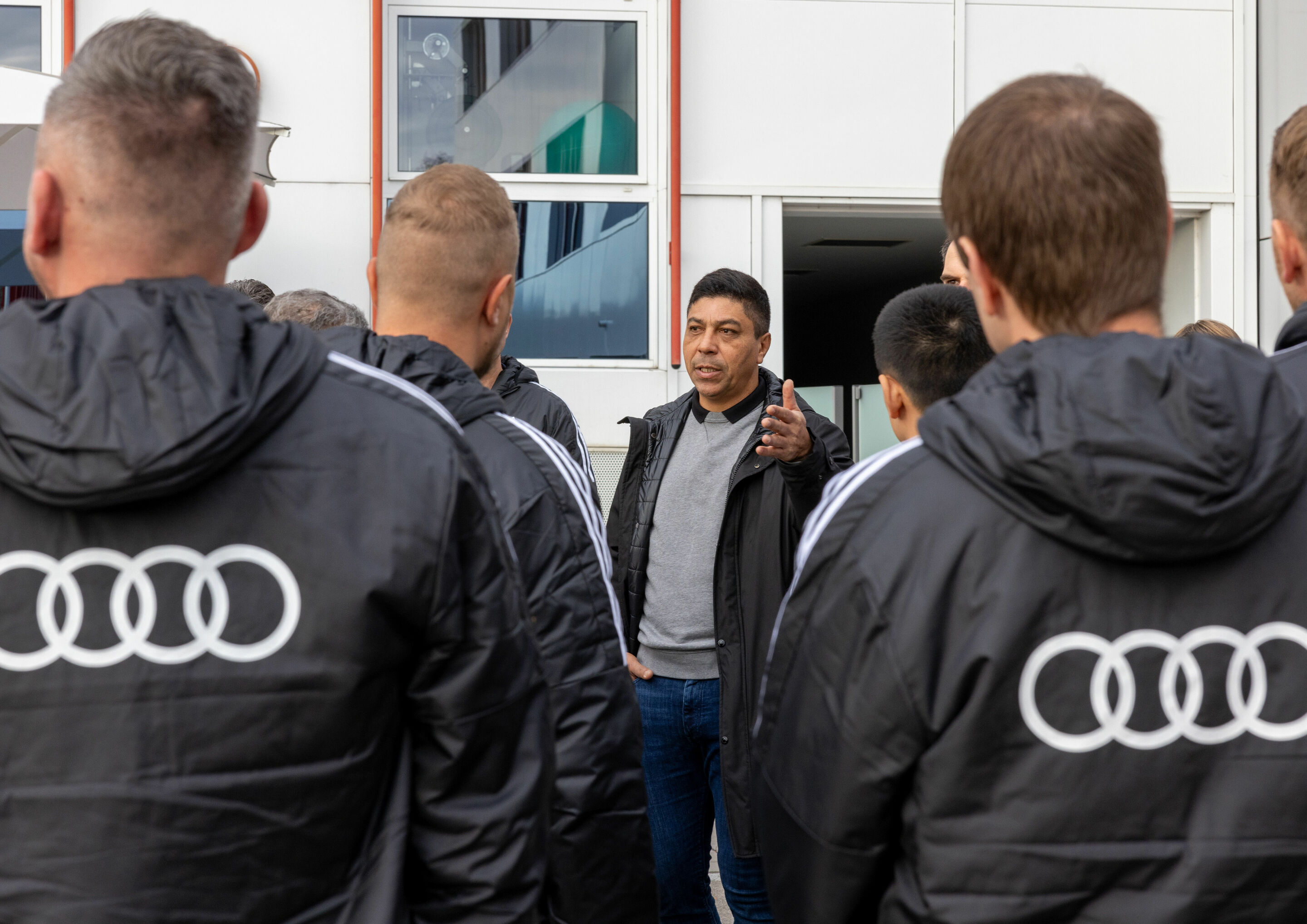 Audi vehicle handover