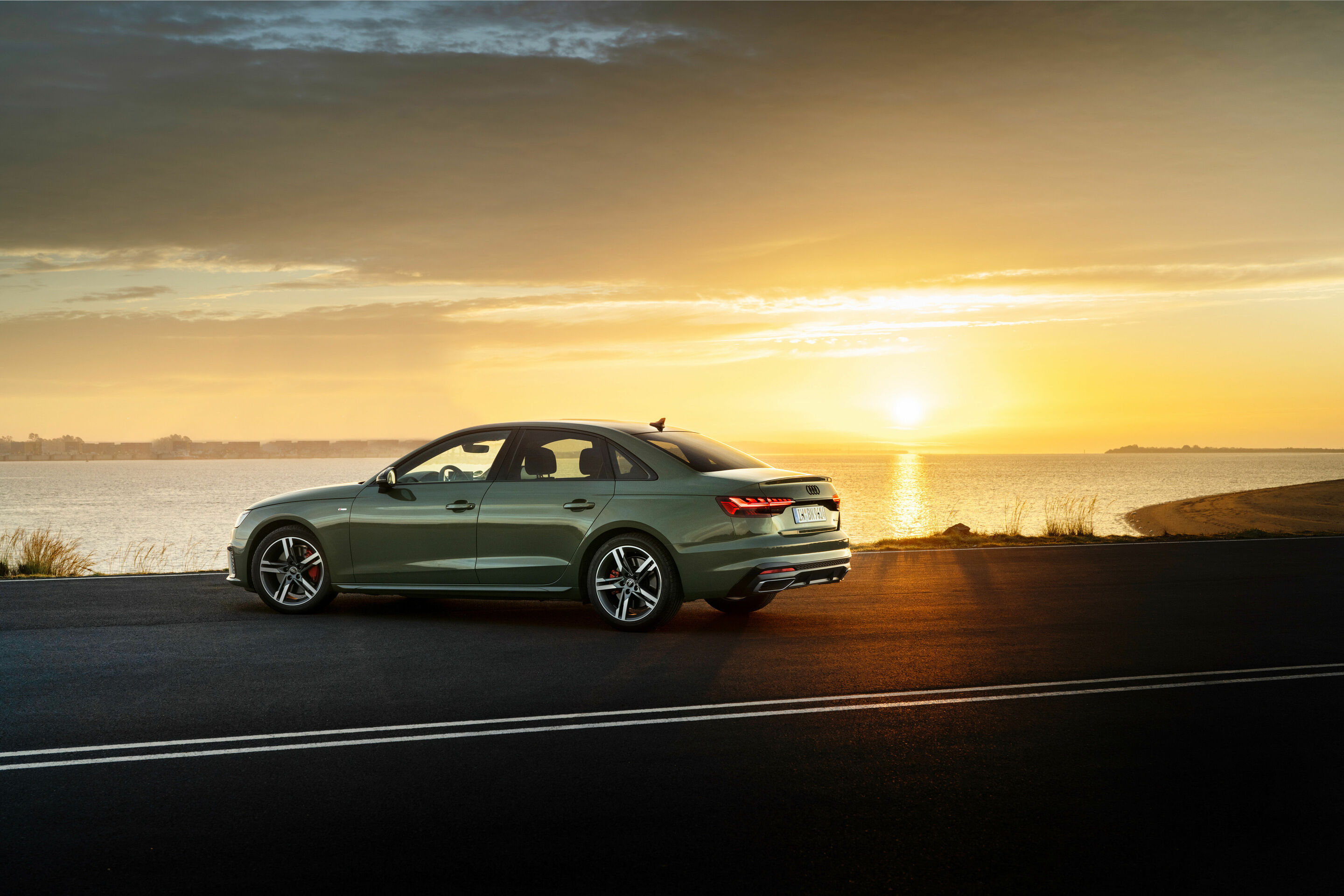 Audi A4 Sedan