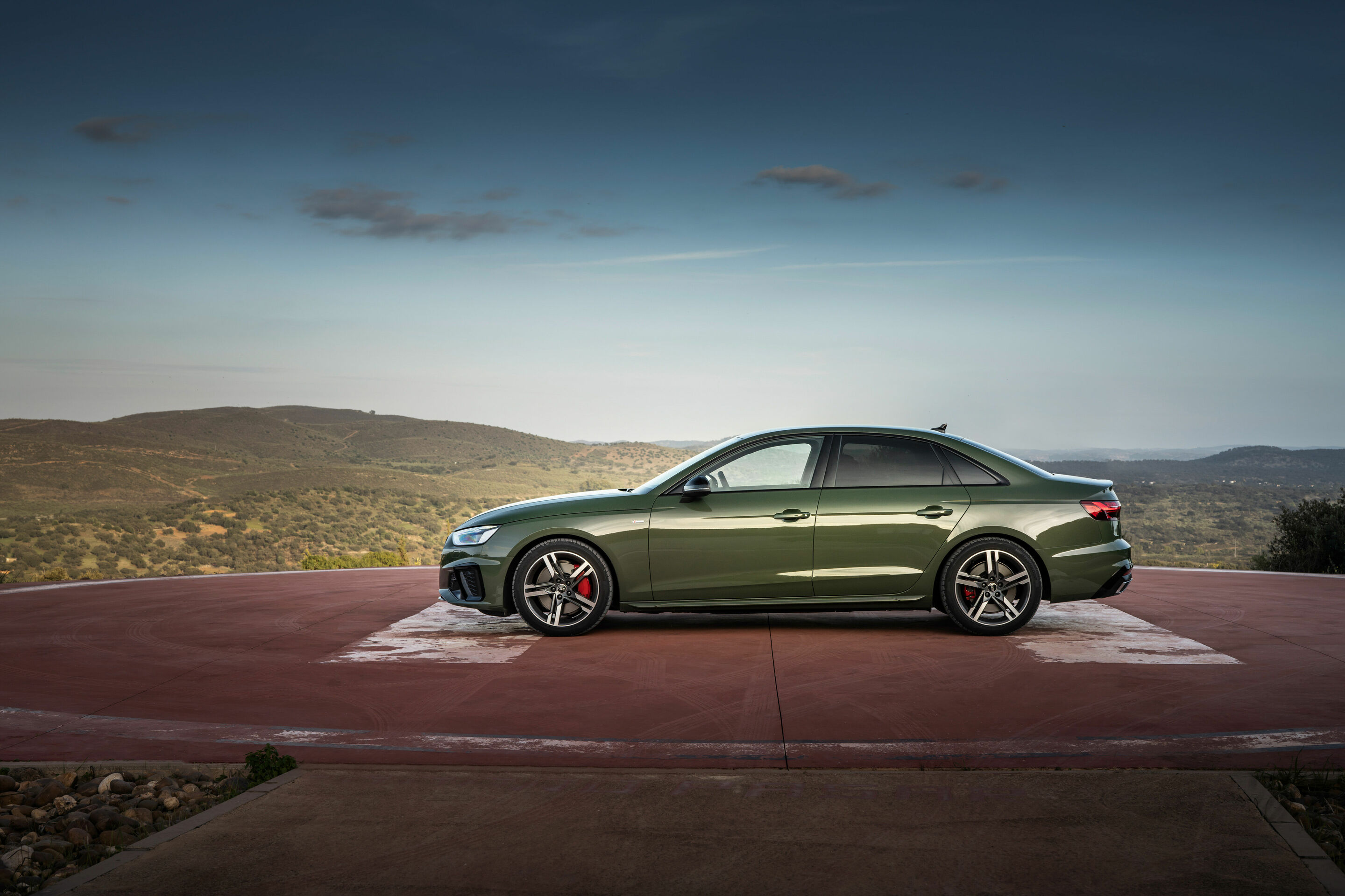 Audi A4 Sedan