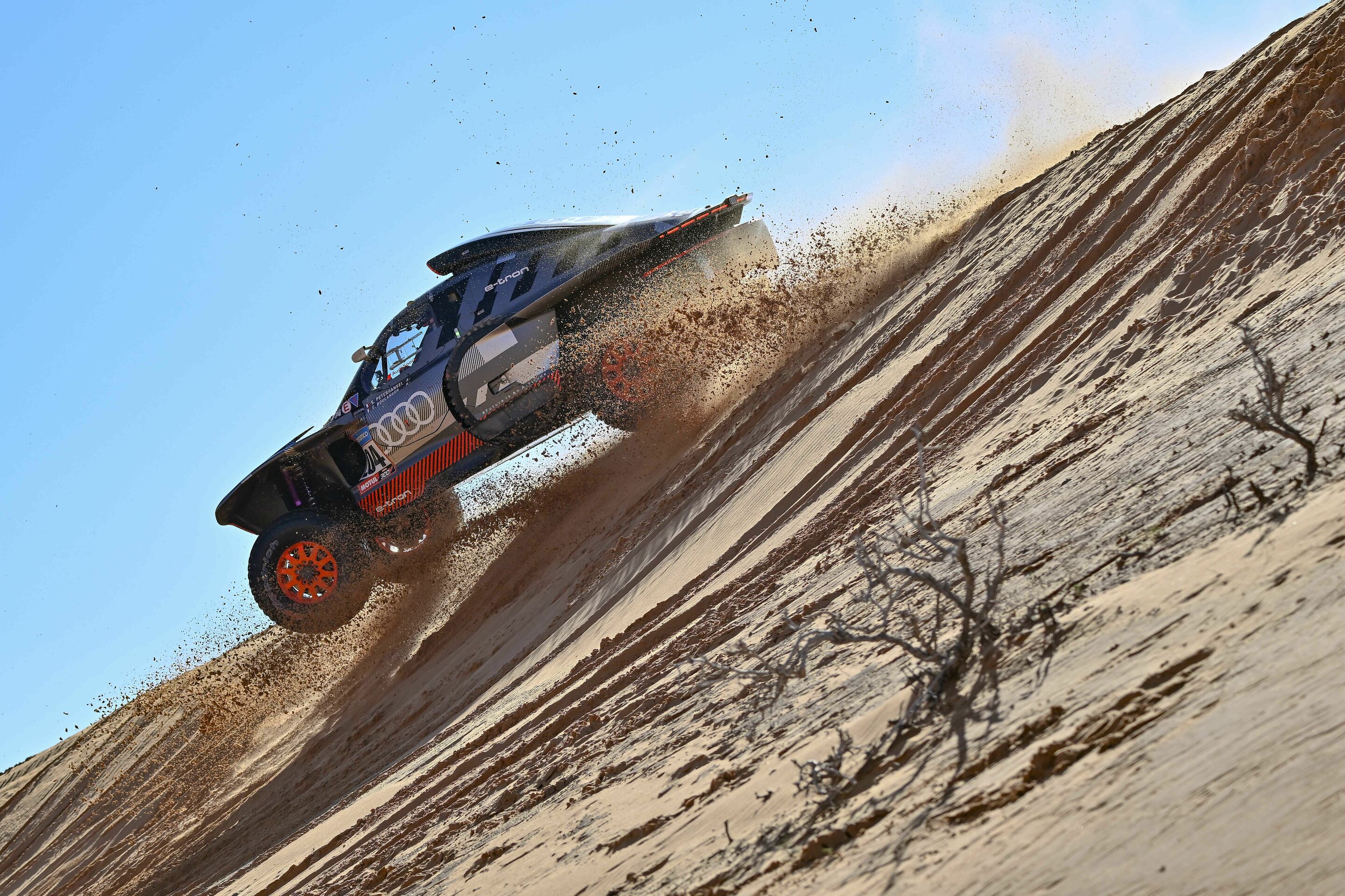 Monster Energy Trophy Truck @ Goodwood Festival of Speed 2…