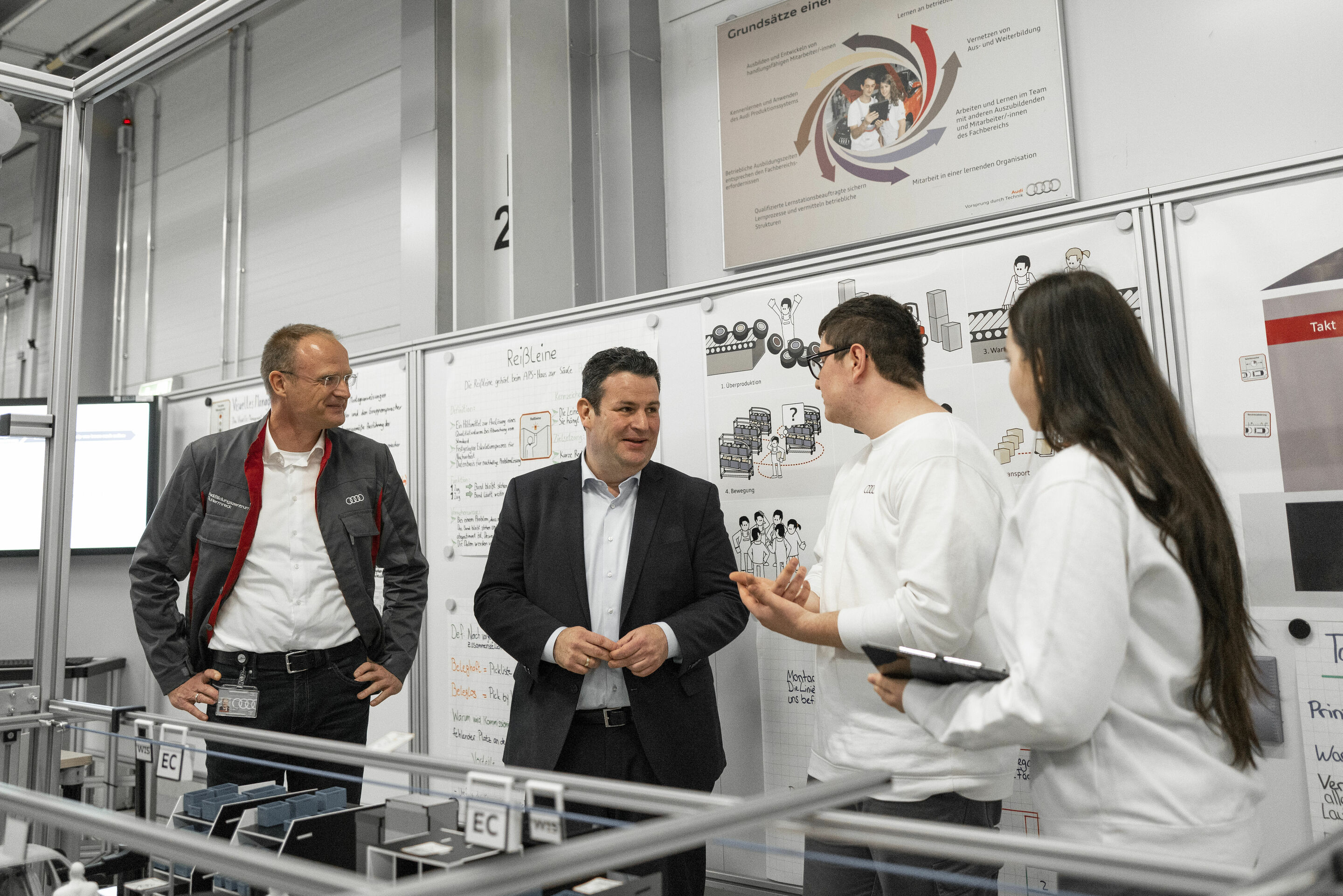Bundesminister Hubertus Heil zu Gast bei Audi