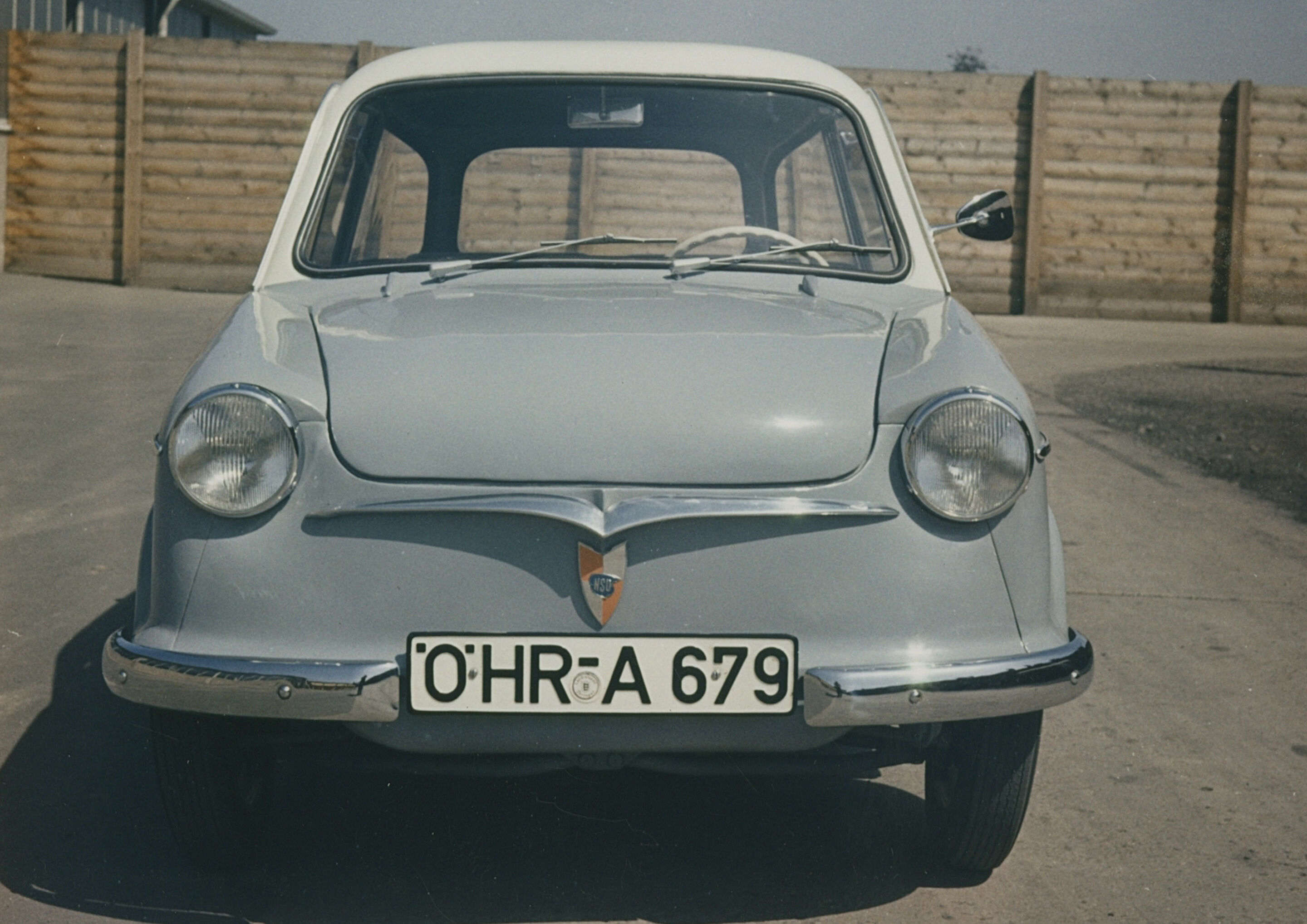 In the summer of 1957, the Neckarsulm-based company launched the NSU Prinz, which was still internally called the “NSU Lido” in pre-series (shown here).