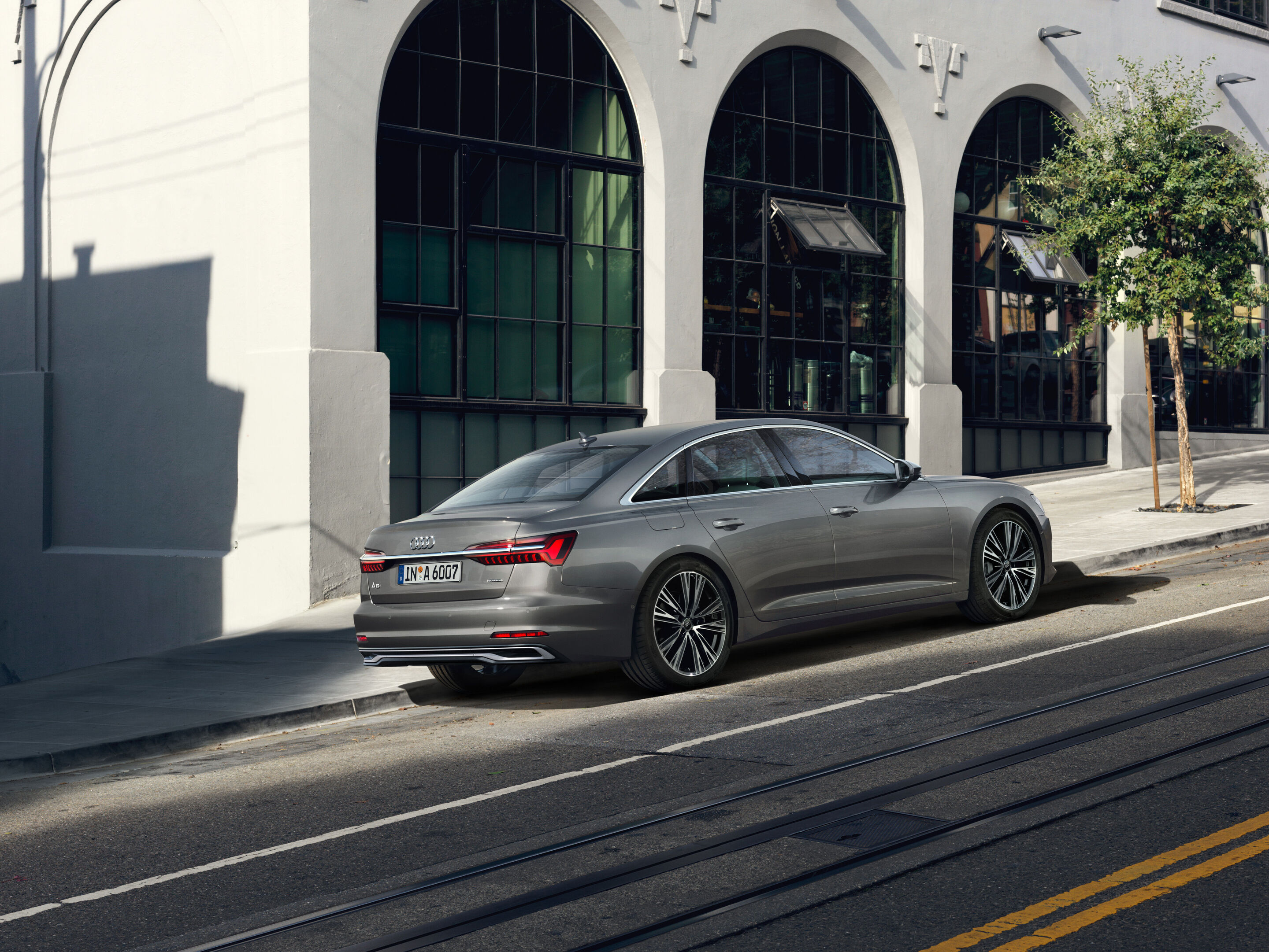 Audi A6 Sedan