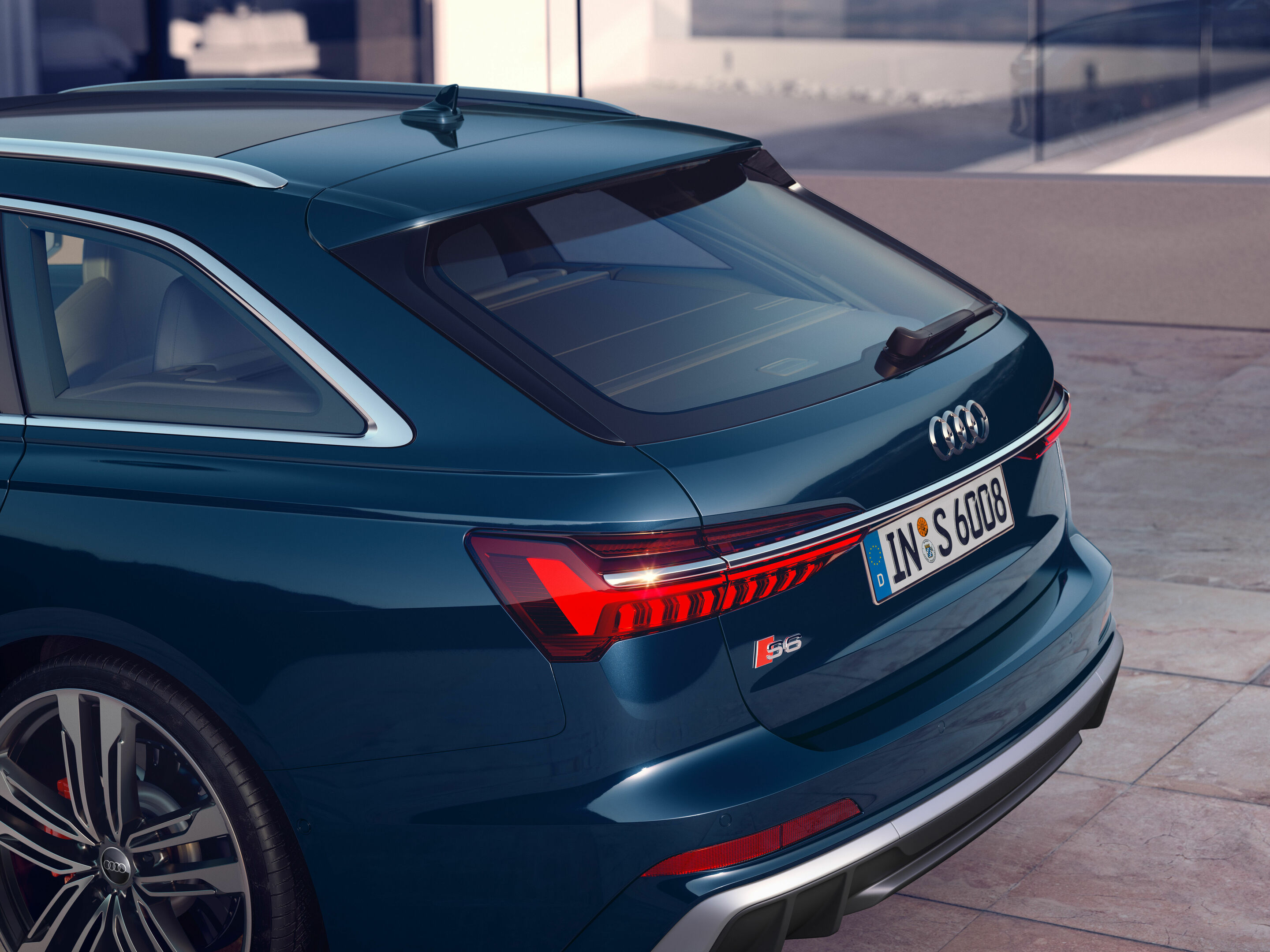 Audi S6 Avant