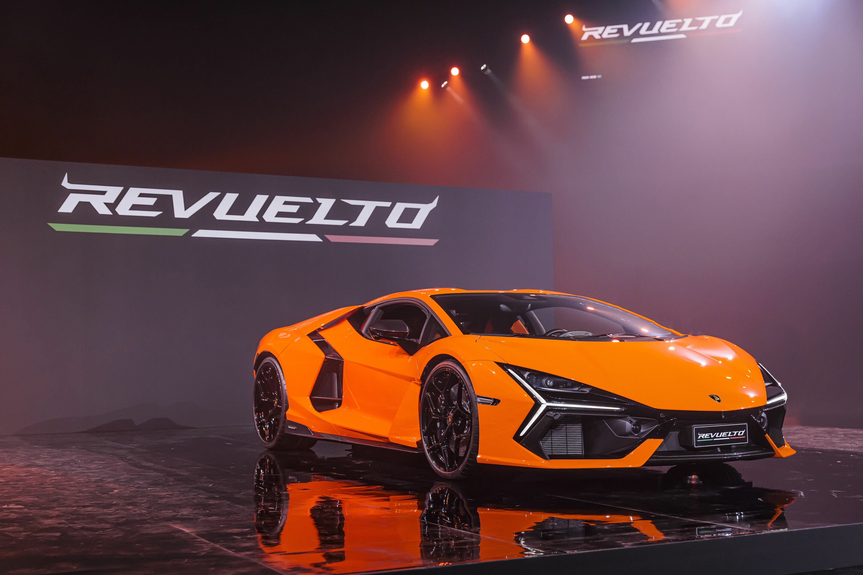 Urus und Huracán führen die Rekordbilanz von Automobili Lamborghini im ersten Halbjahr 2023 an