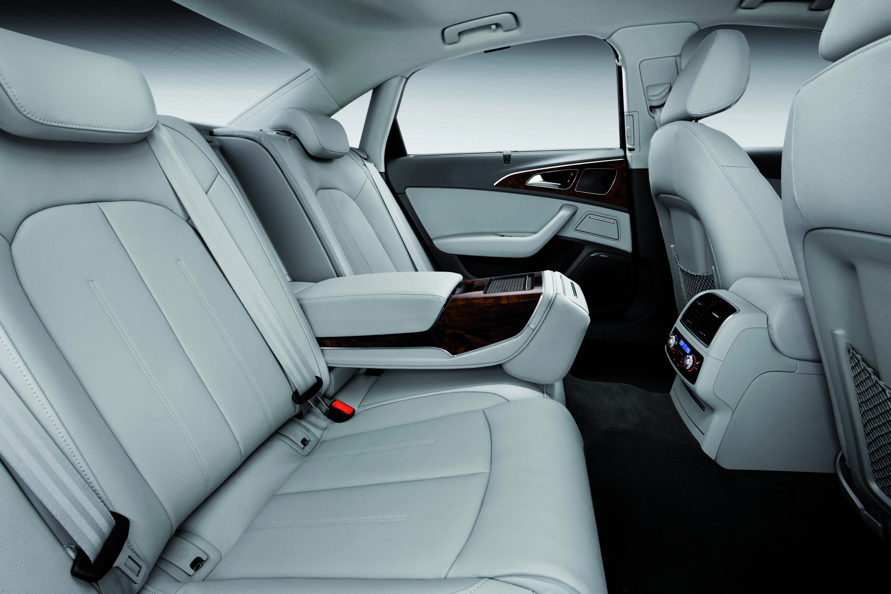 Audi A6 L e-tron concept
