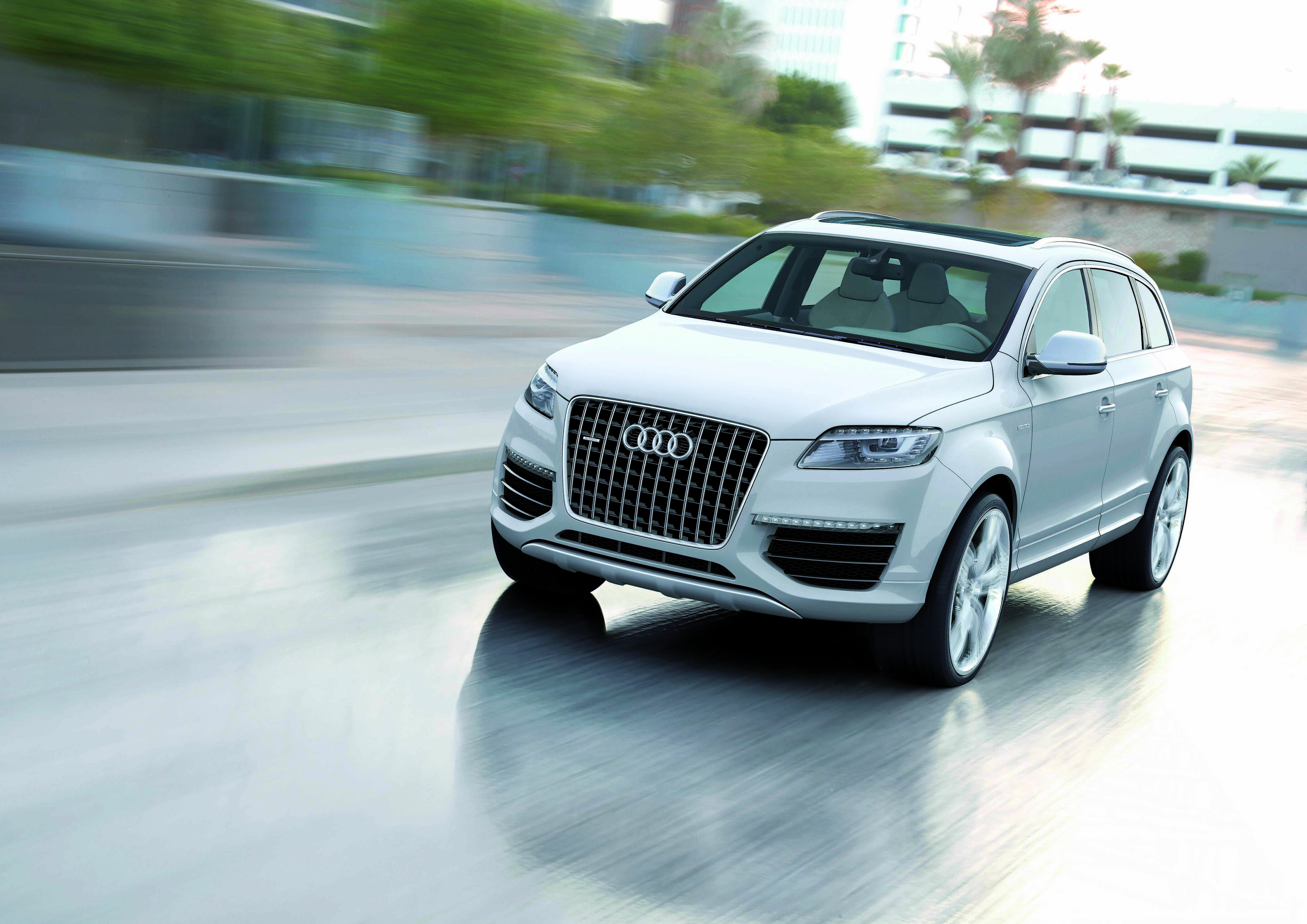 Q7 hd shop