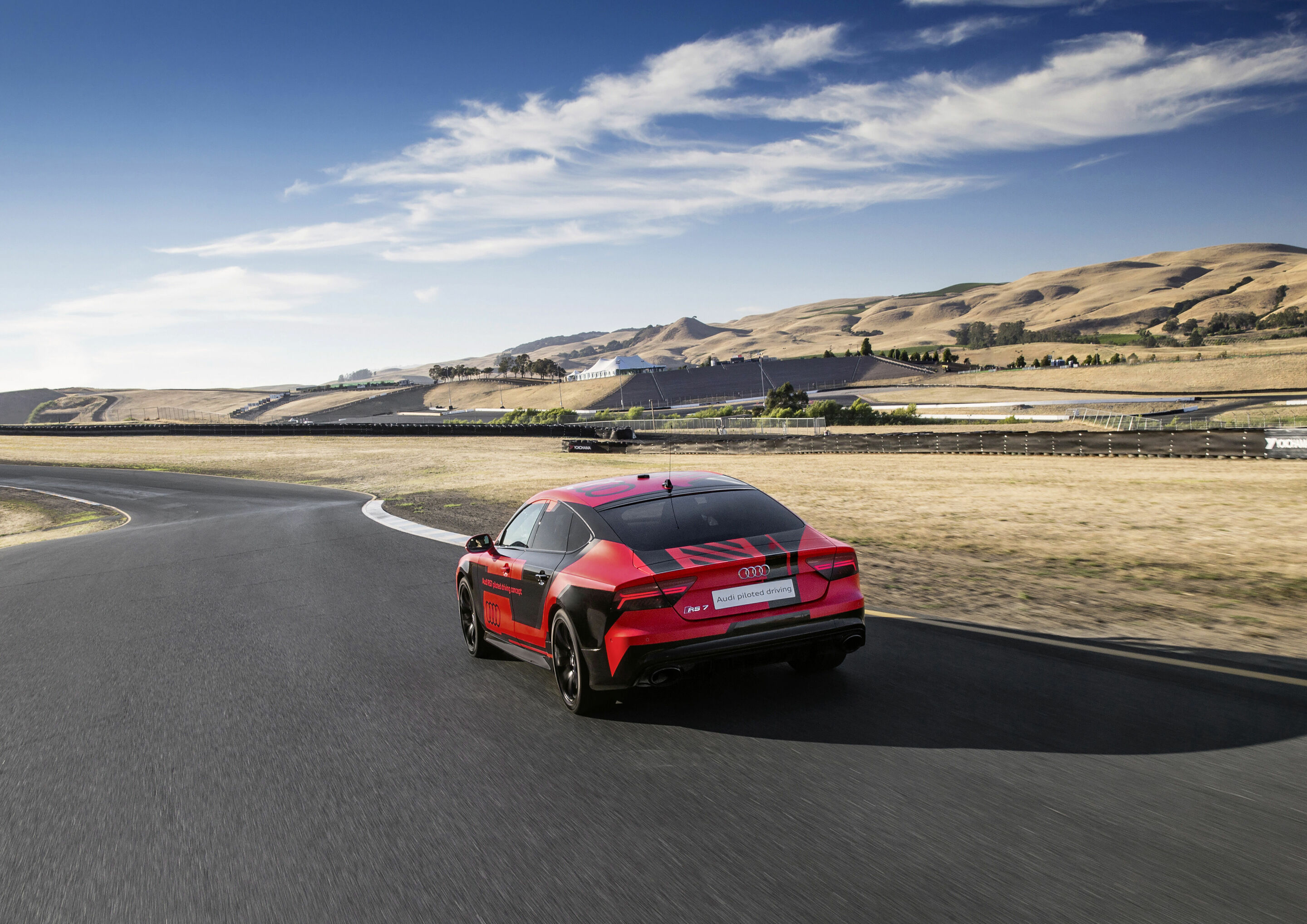 Audi RS 7 piloted driving concept (2015 „Robby“)