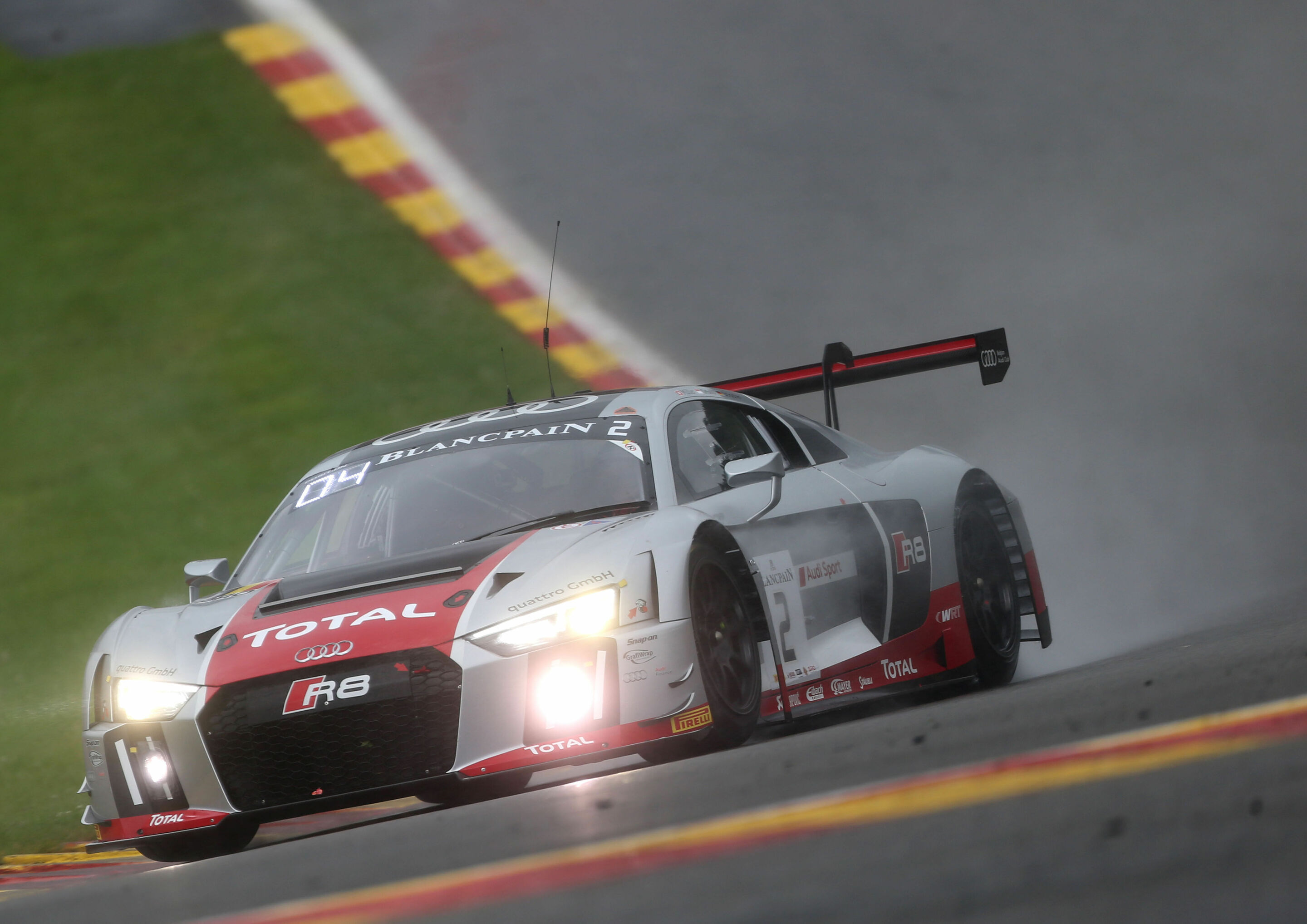 Audi R8 LMS clinches second and third place at Spa