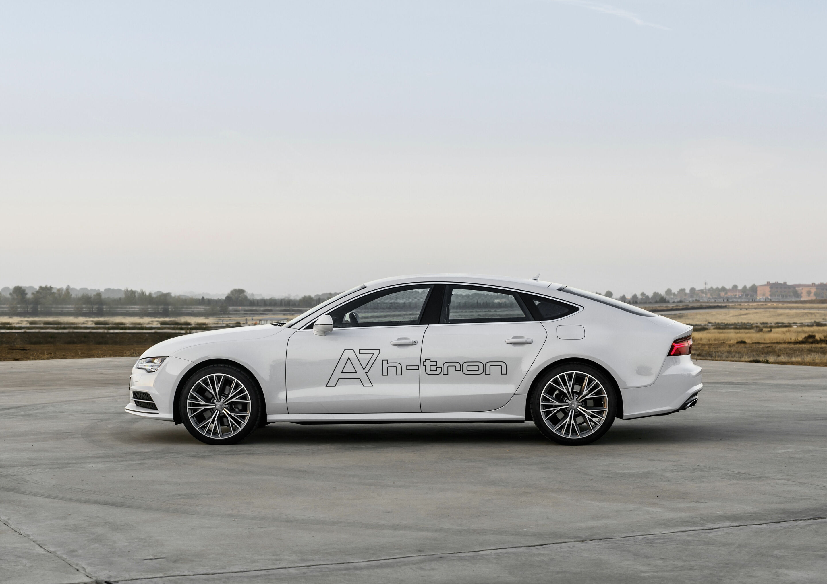 Audi A7 Sportback h-tron quattro