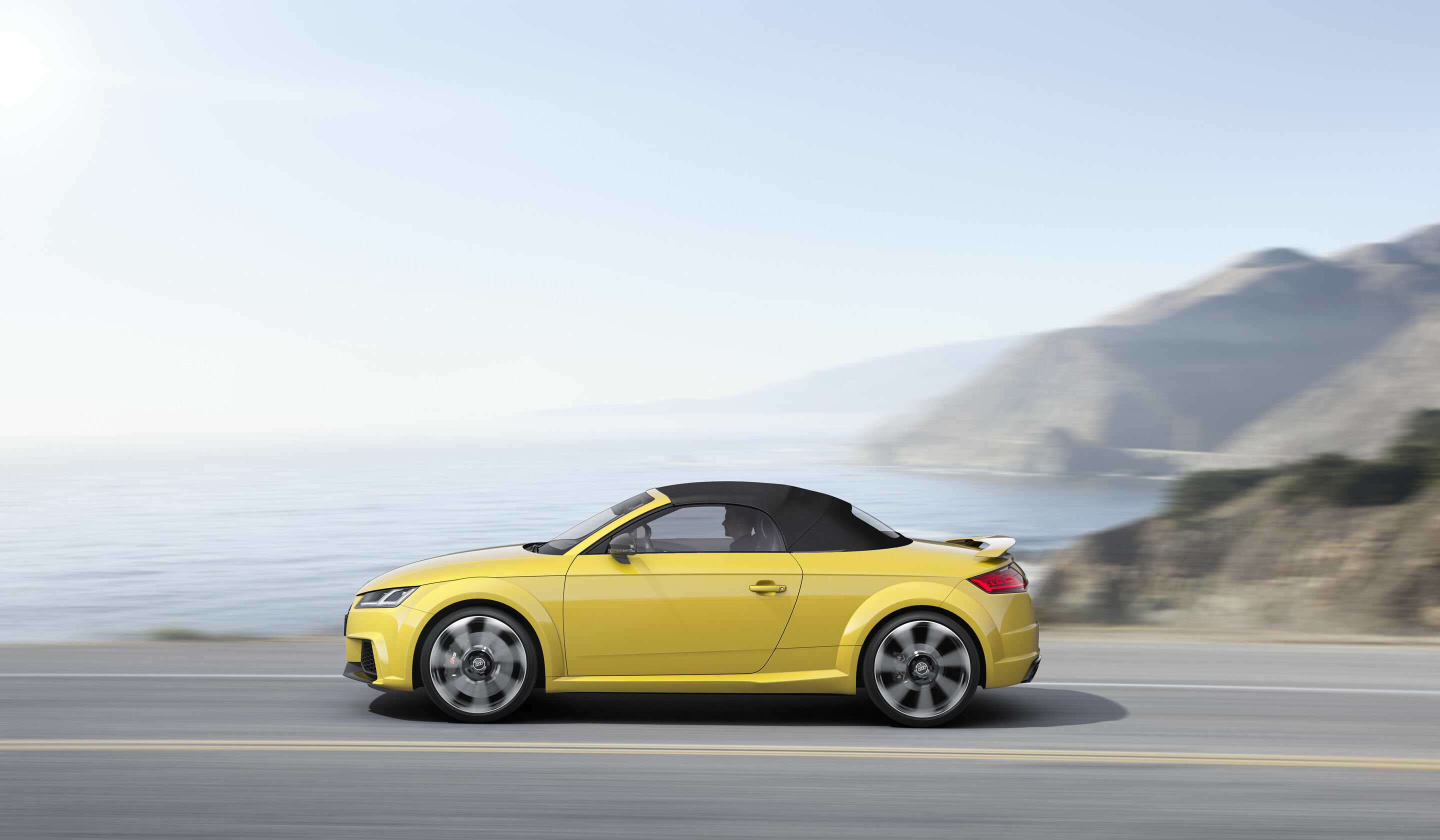 Audi TT RS Roadster (2016)