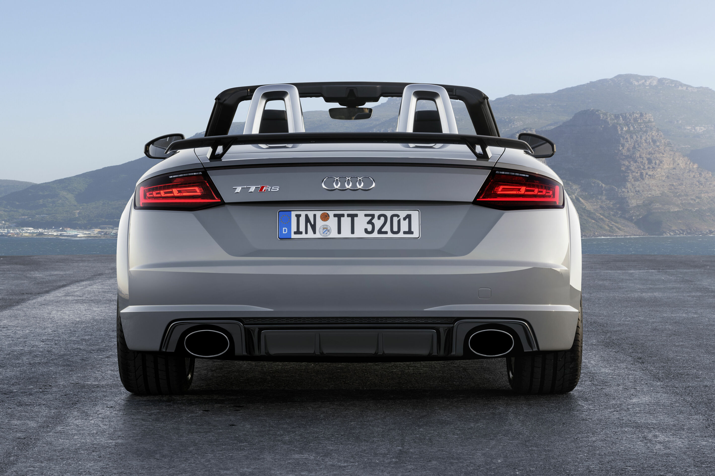 Audi TT RS Roadster (2016)