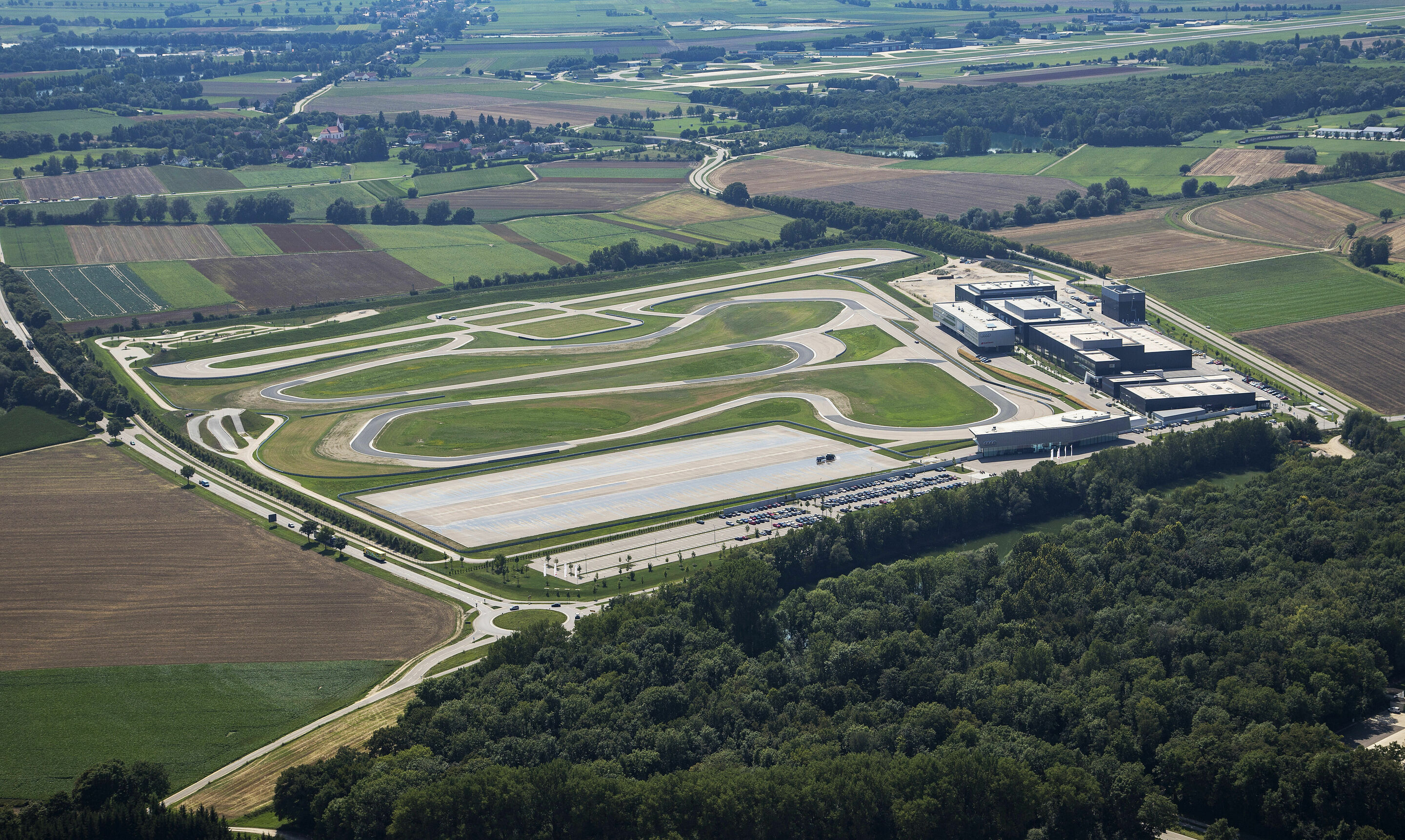 Audi Neuburg (Luftaufnahme)