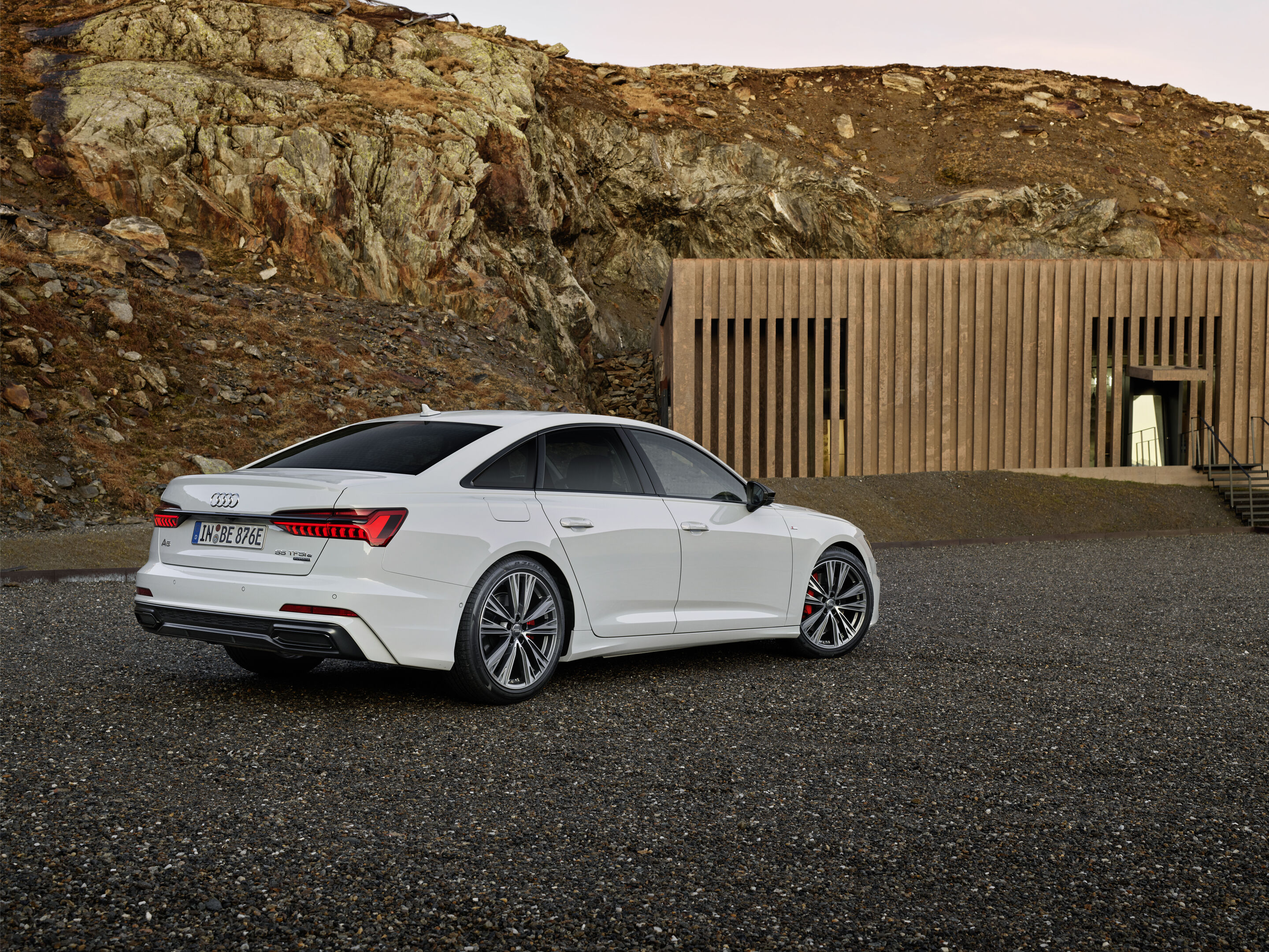 Elektrisierende Oberklassen-Limousine:  Der Audi A6 55 TFSI e quattro