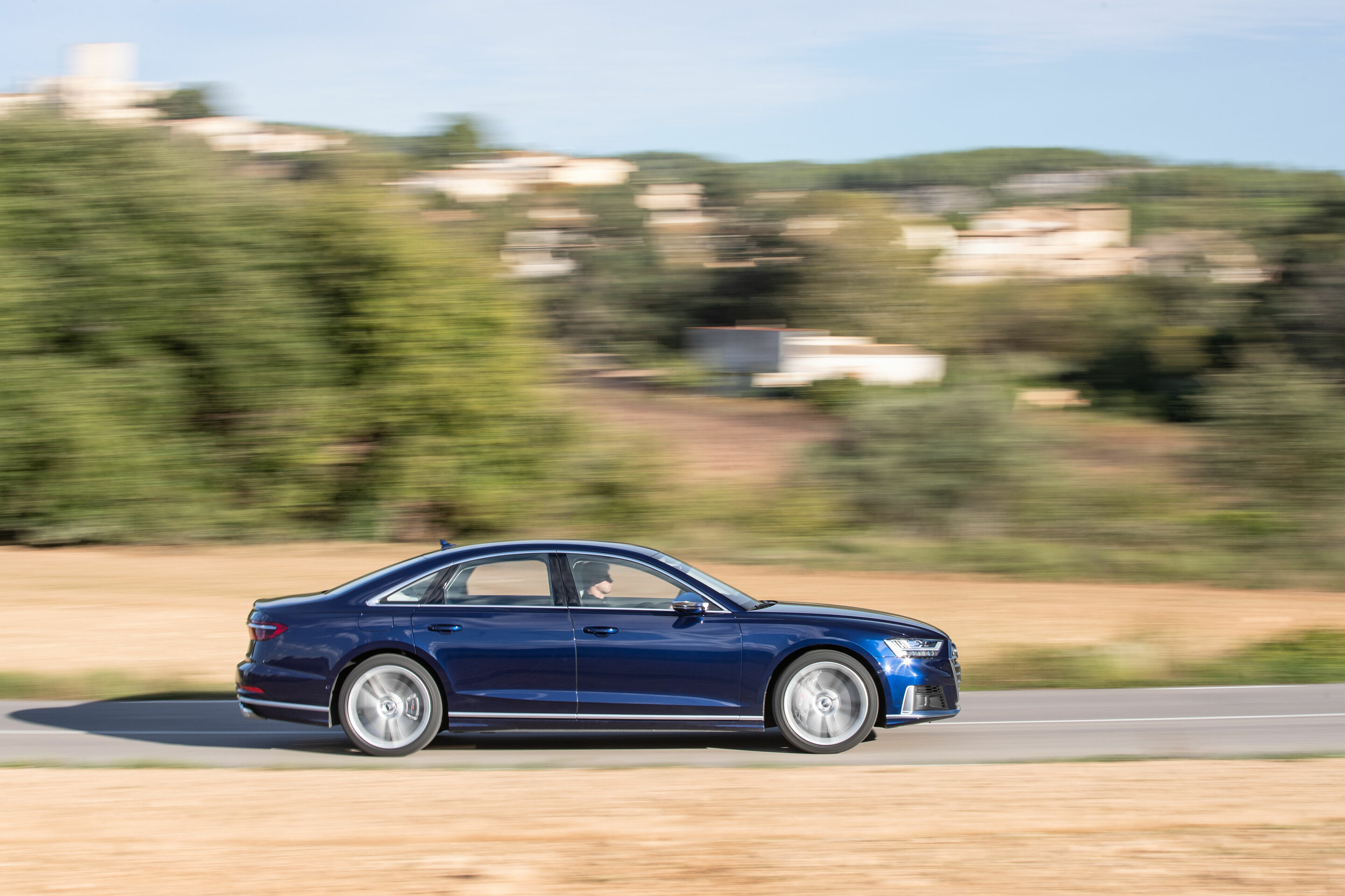 Audi S8