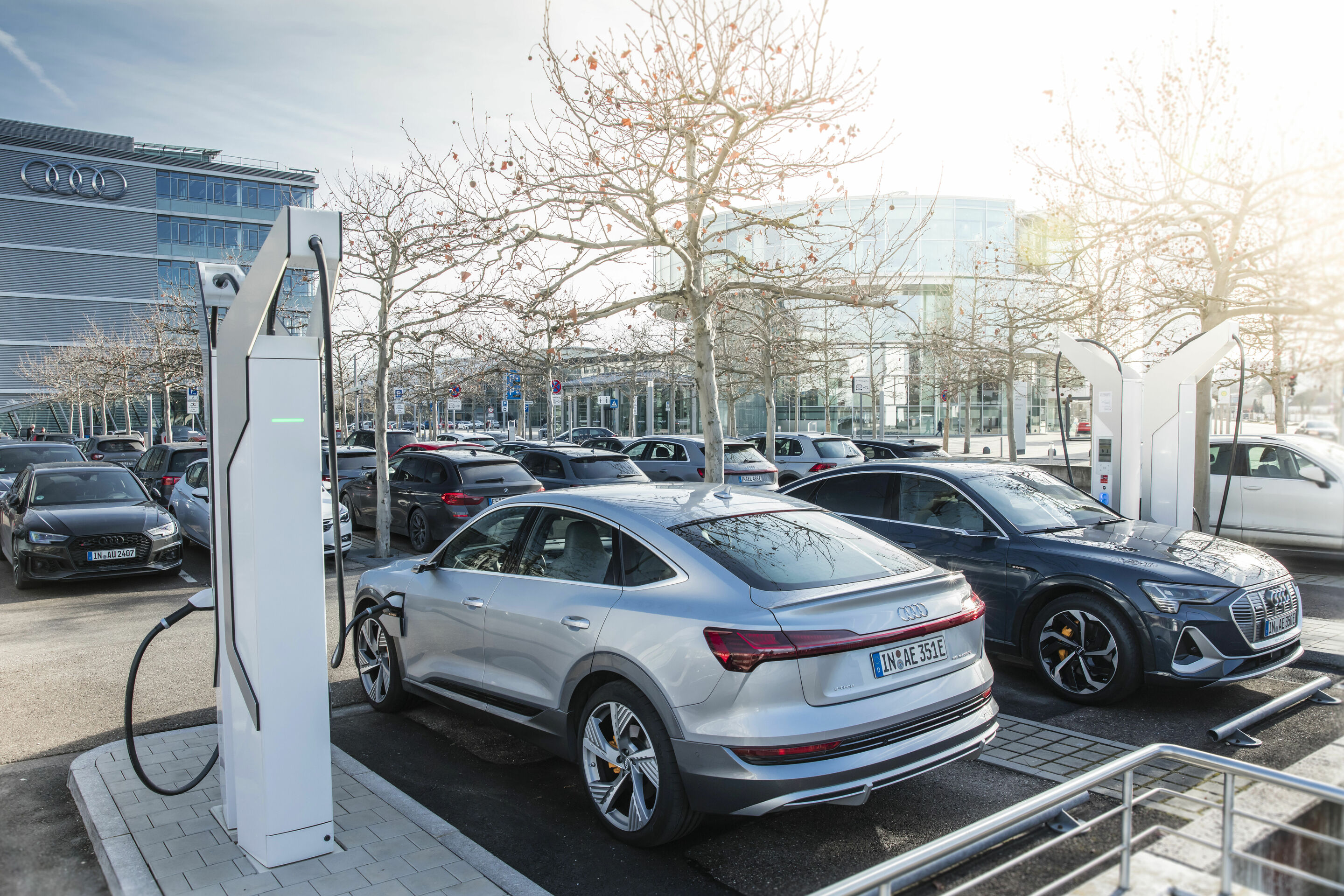 Lade-Offensive bei Audi