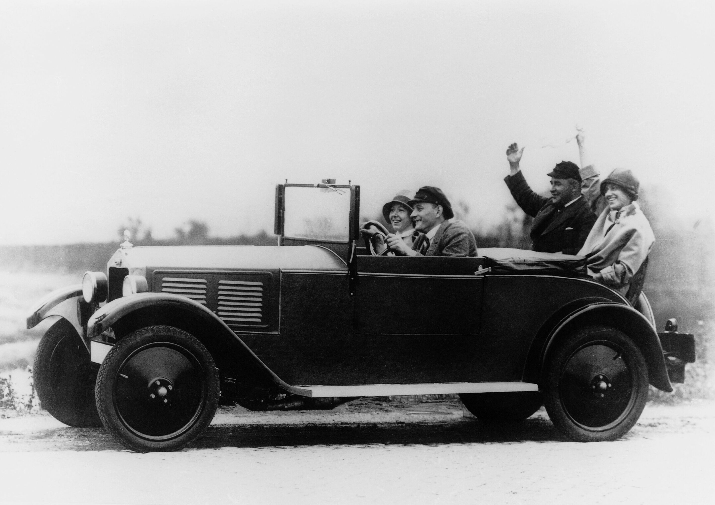DKW P15 roadster, 600 cc, two-stroke inline engine, rear-wheel drive, 15 hp, 1928; the first DKW car.