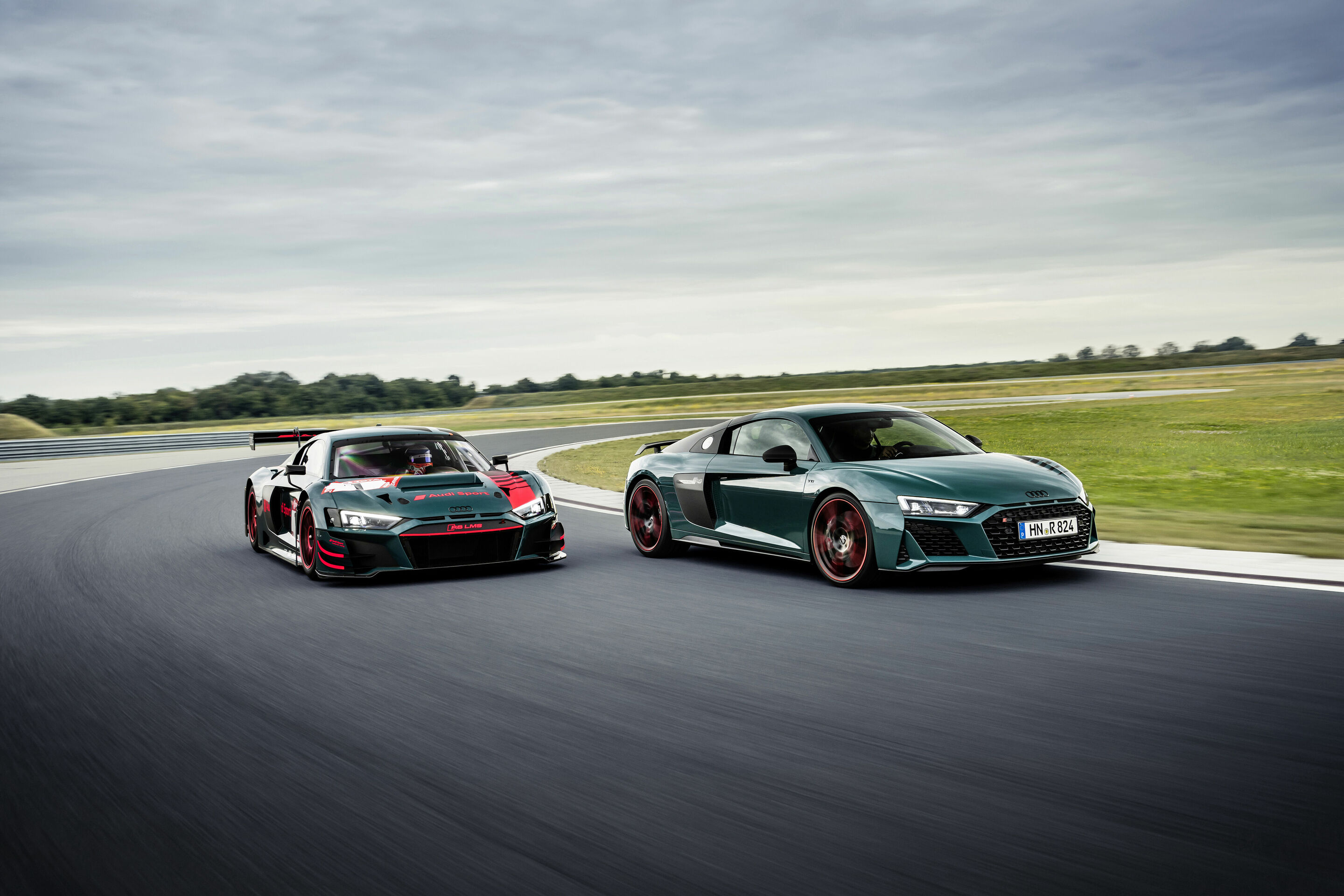 Tribute to the successful R8 LMS: the Audi R8 green hell