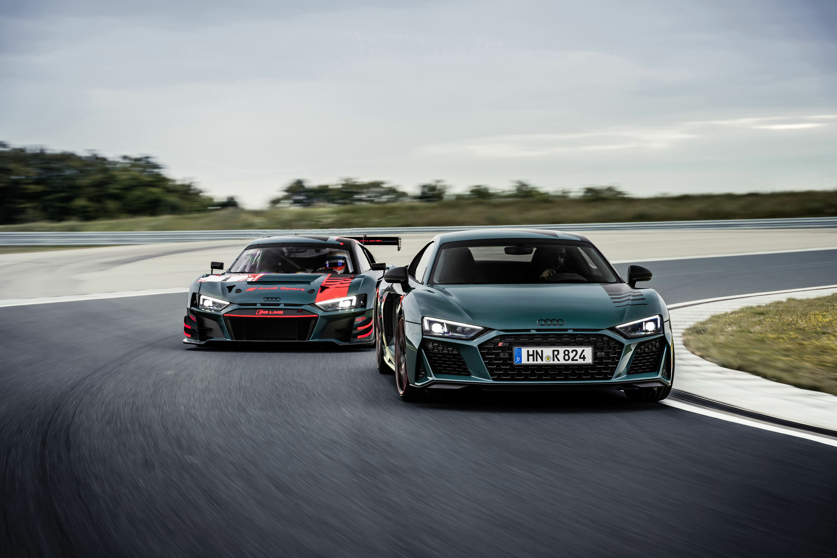 Tribute to the successful R8 LMS: the Audi R8 green hell