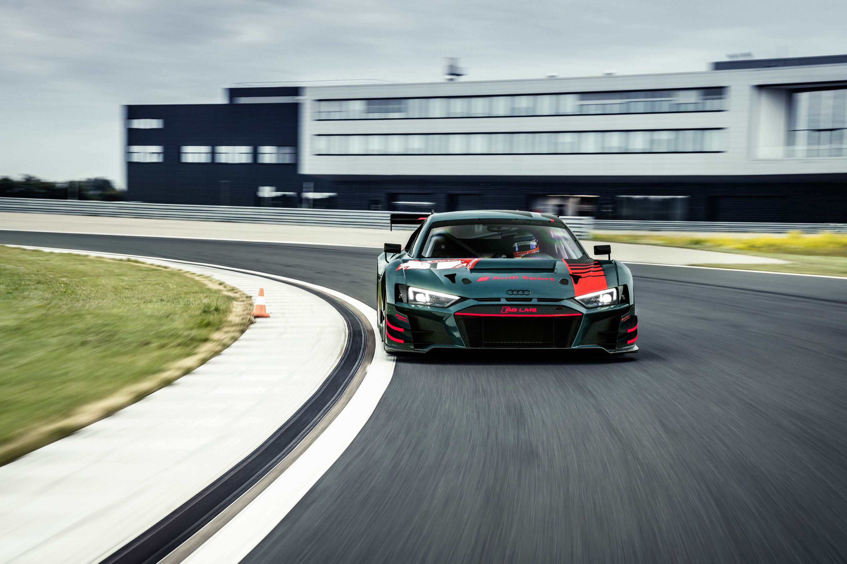 Audi R8 LMS