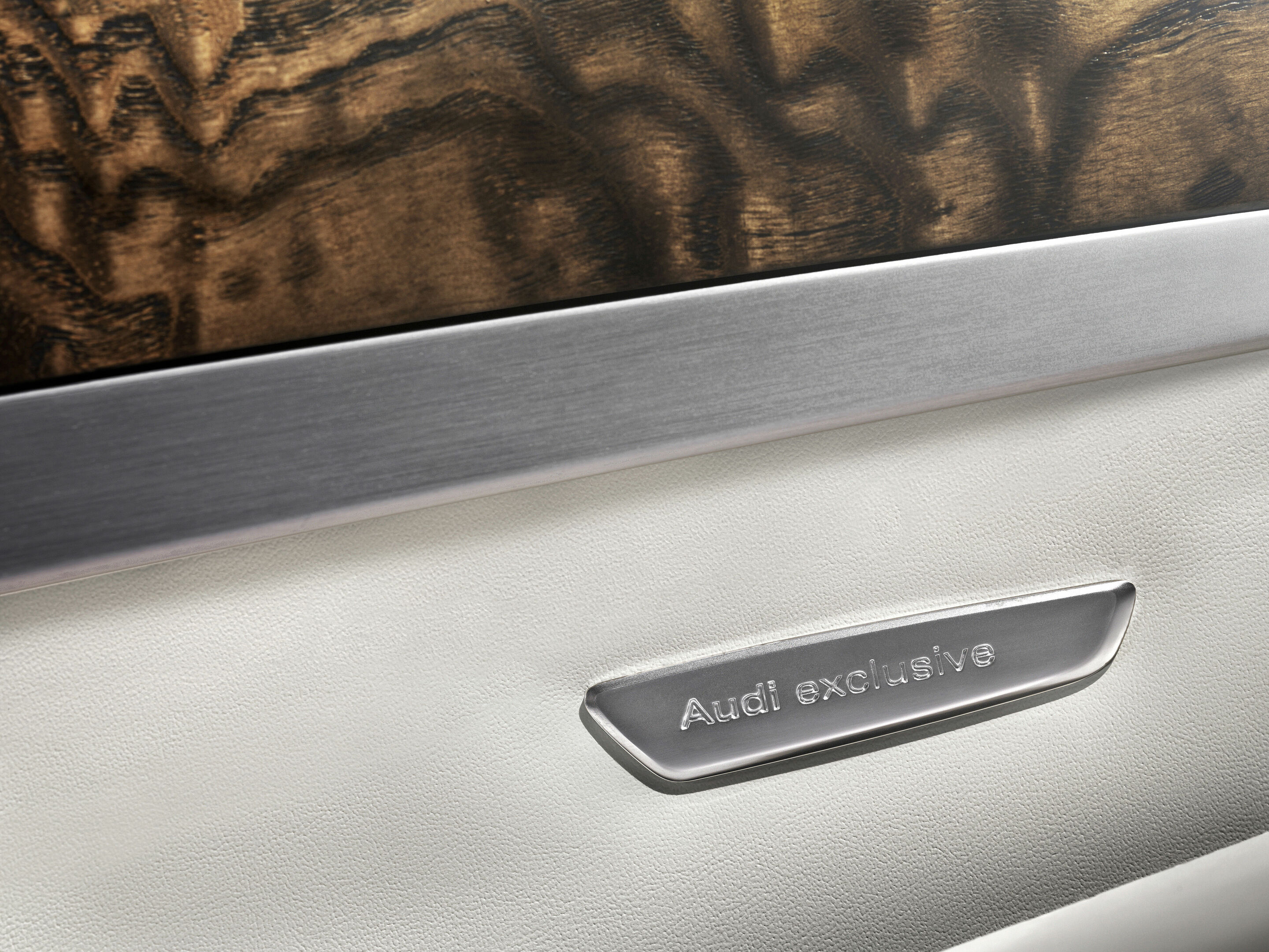Audi A8 L W12 exclusive