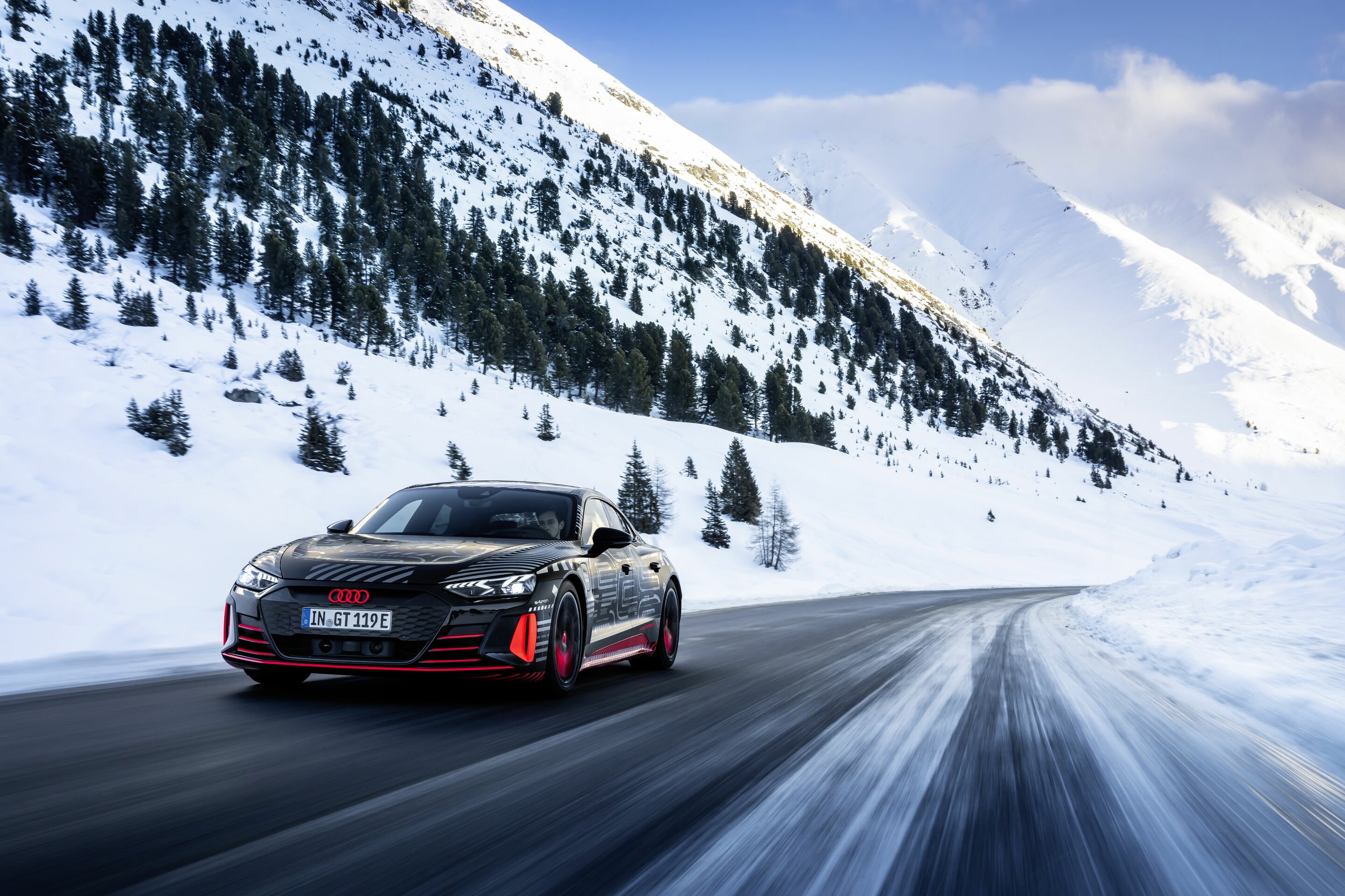 Audi RS e-tron GT prototype