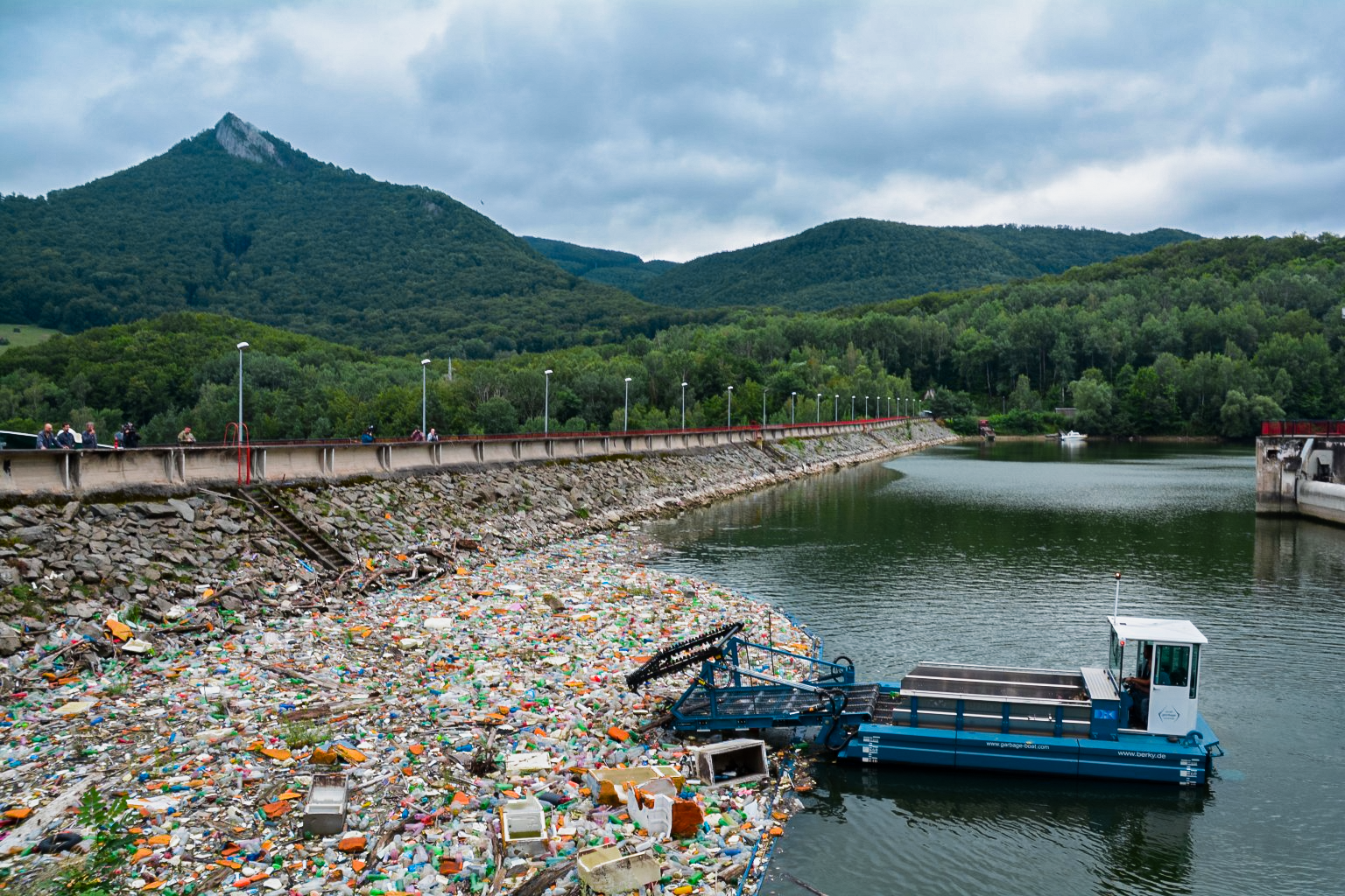 Together for clean rivers: Audi Environmental Foundation, BABOR and everwave launch cleanup initiative
