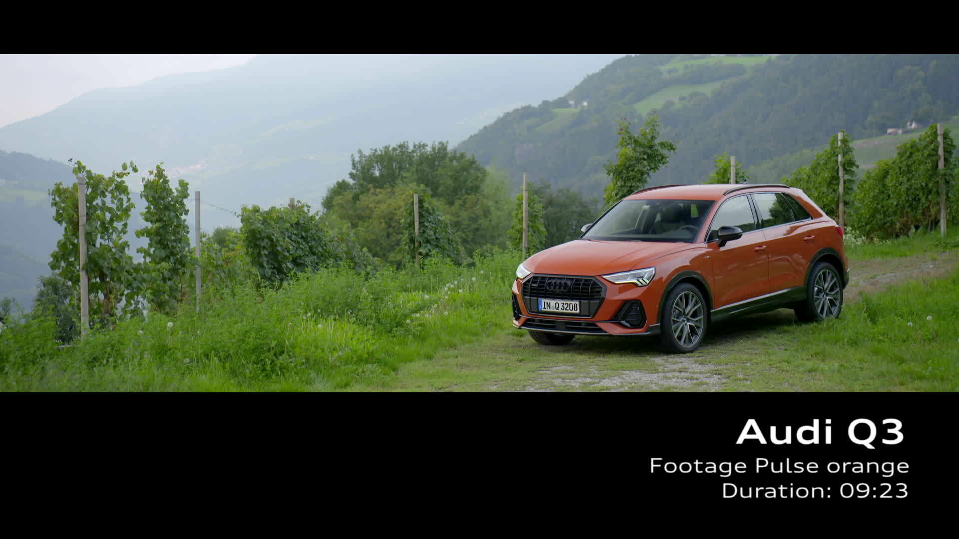 Audi Q3 Footage Pulse orange (2018)