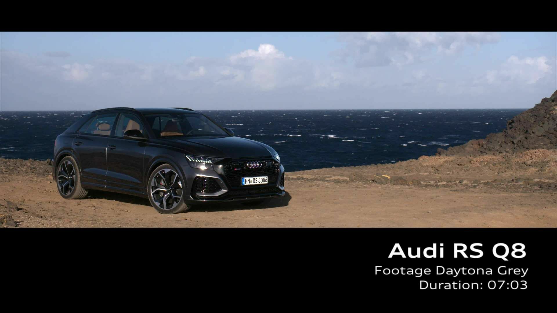 Footage: Audi RS Q8 on location Daytonagrau