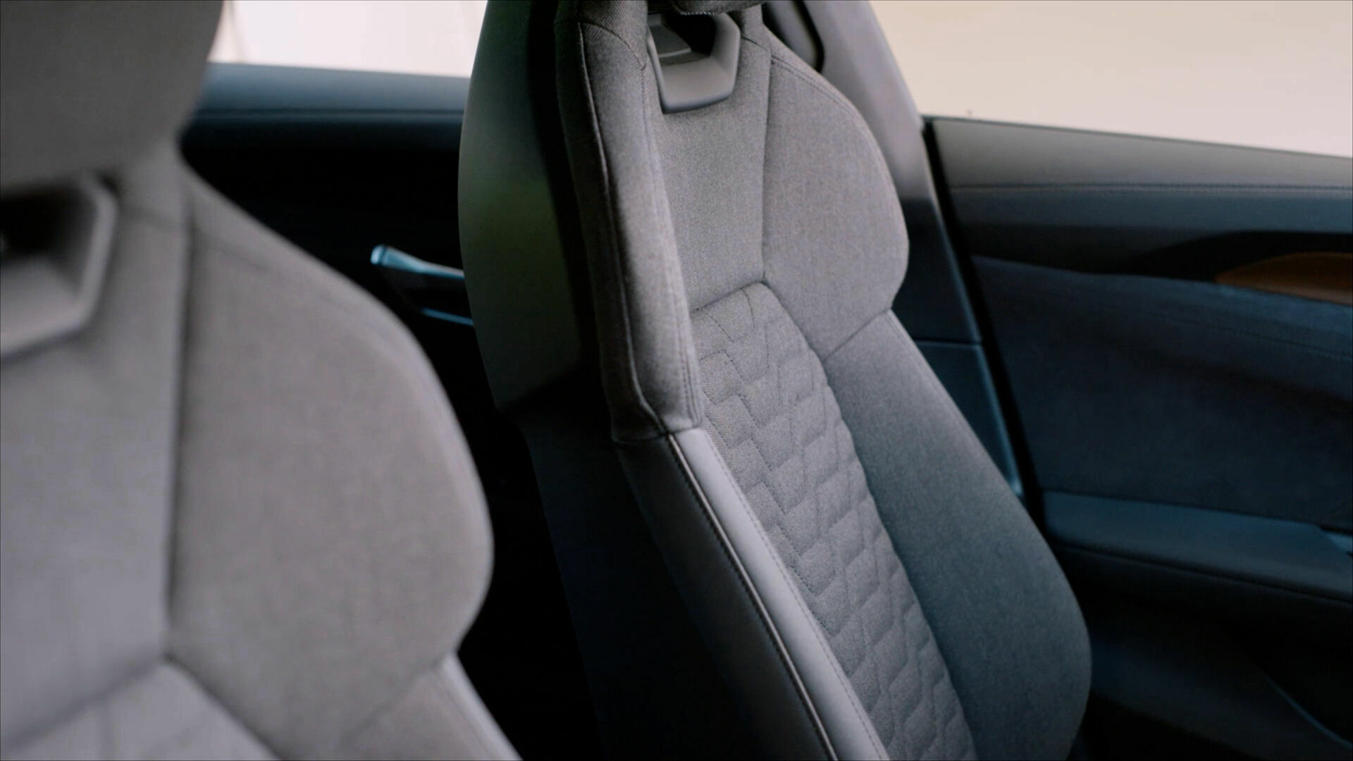 Audi e-tron GT Recycling Seats Kaskade