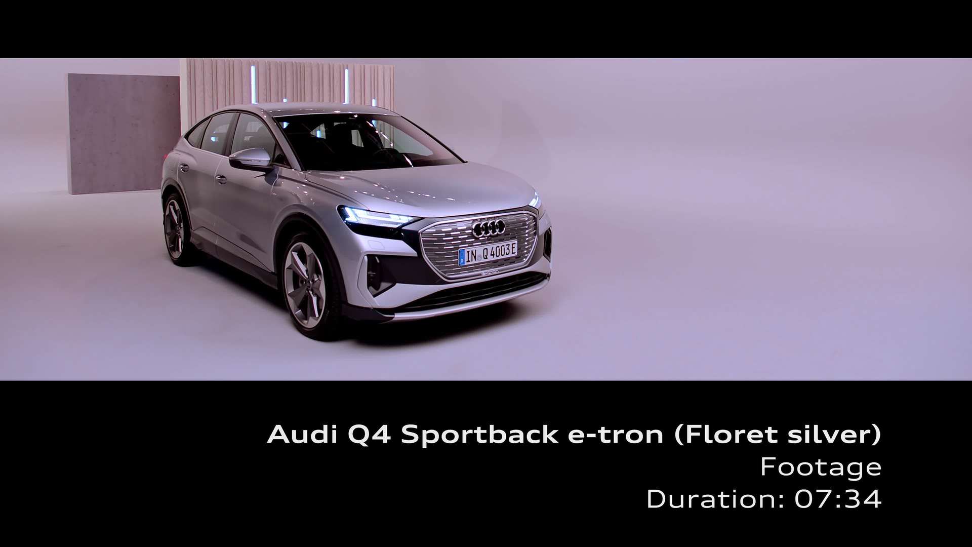 Studio Footage Audi Q4 Sportback etron Floret silver Video Audi